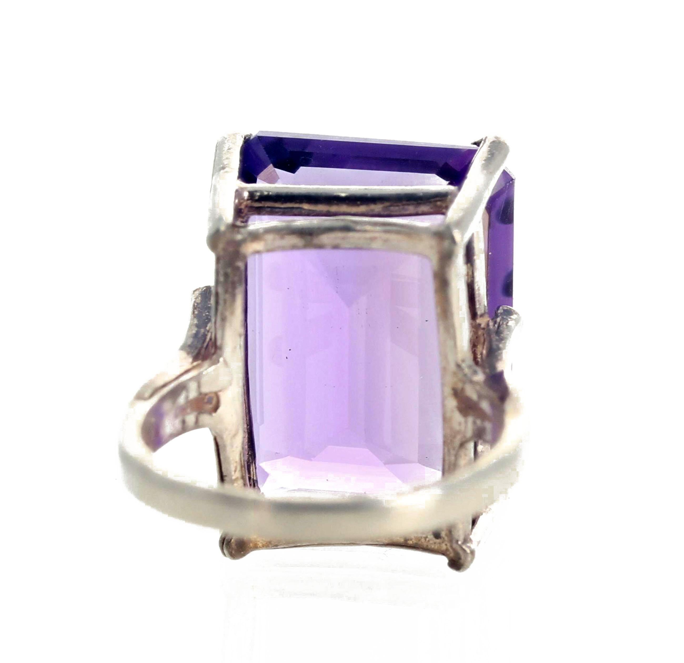 Women's or Men's Gemjunky 12.6 Carat Dazzling Purple Pink Solitaire Amethyst Silver Cocktail Ring