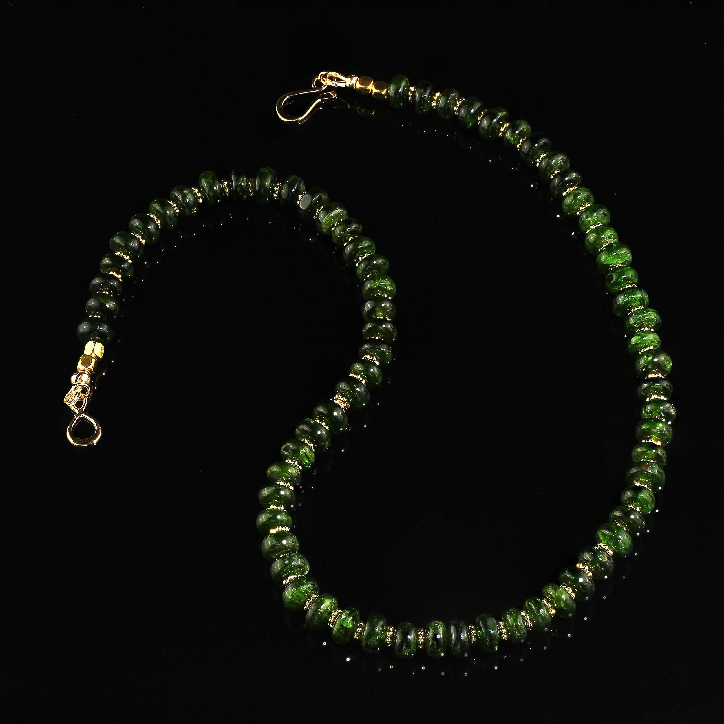 Gemjunky Sparkling Chrome Diopside Necklace with Goldy Accents In New Condition In Raleigh, NC