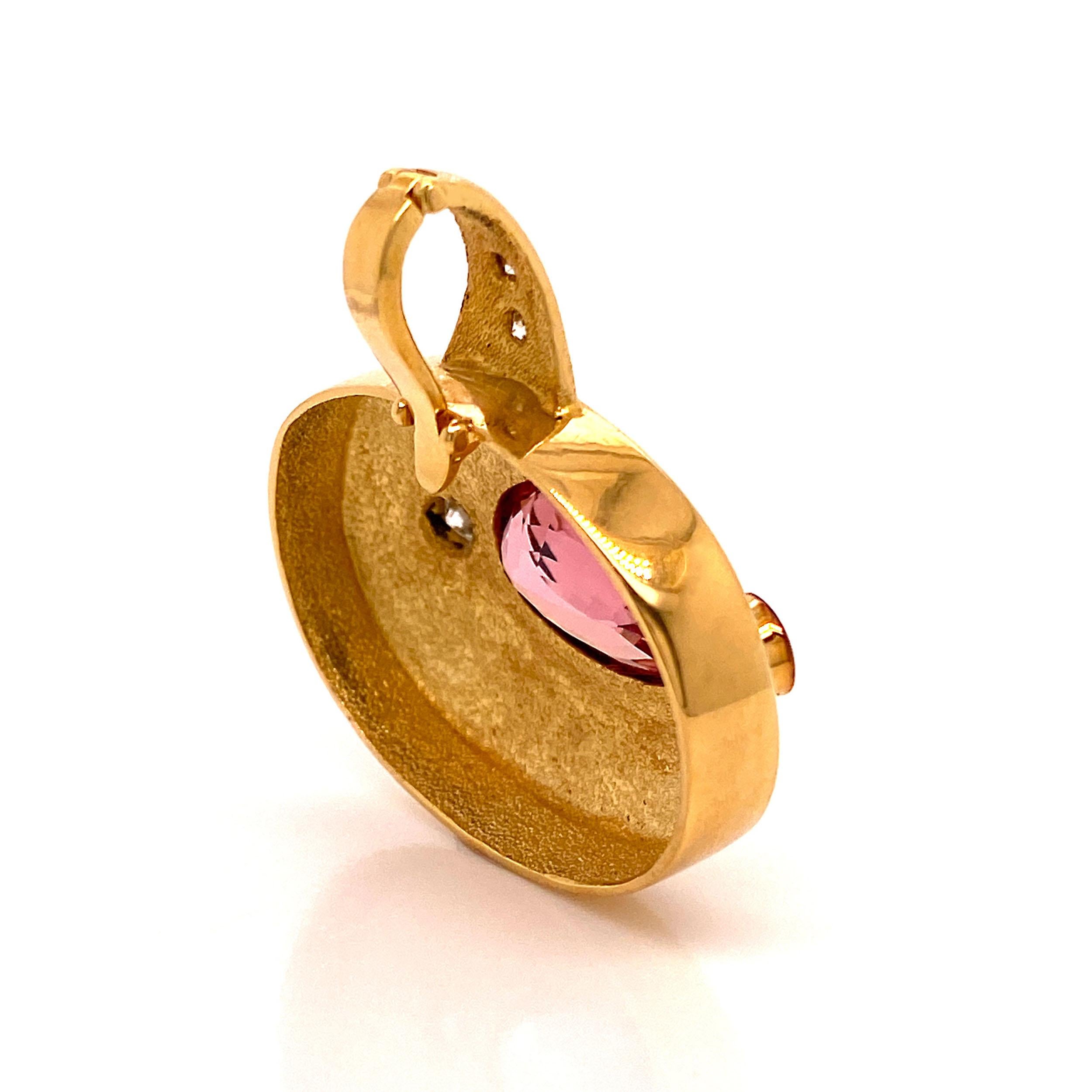 AJD 18K Gold Pendant with Pink Tourmaline and Diamonds In New Condition In Raleigh, NC