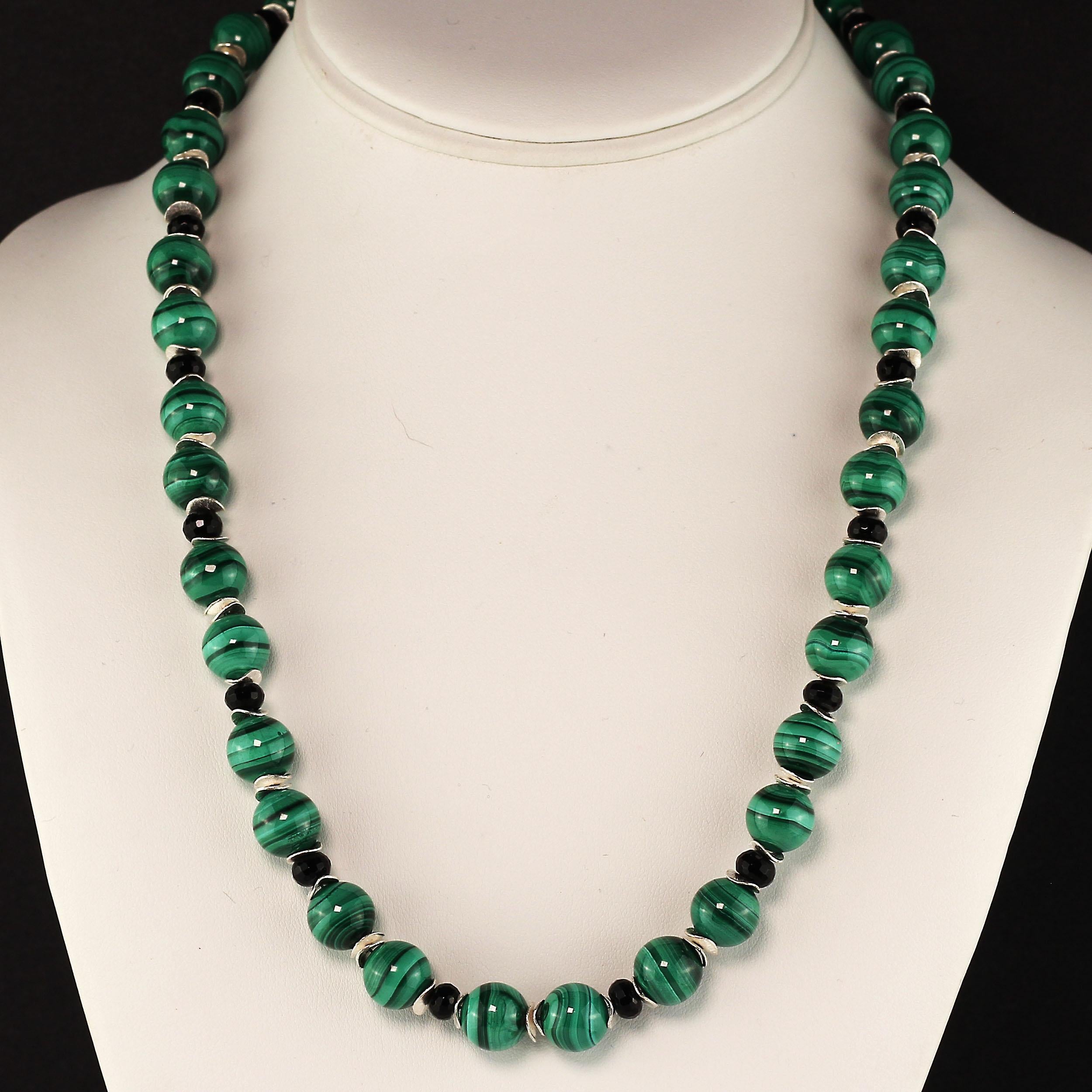 Malachite and Black Onyx necklace with Silver Accents In New Condition In Raleigh, NC