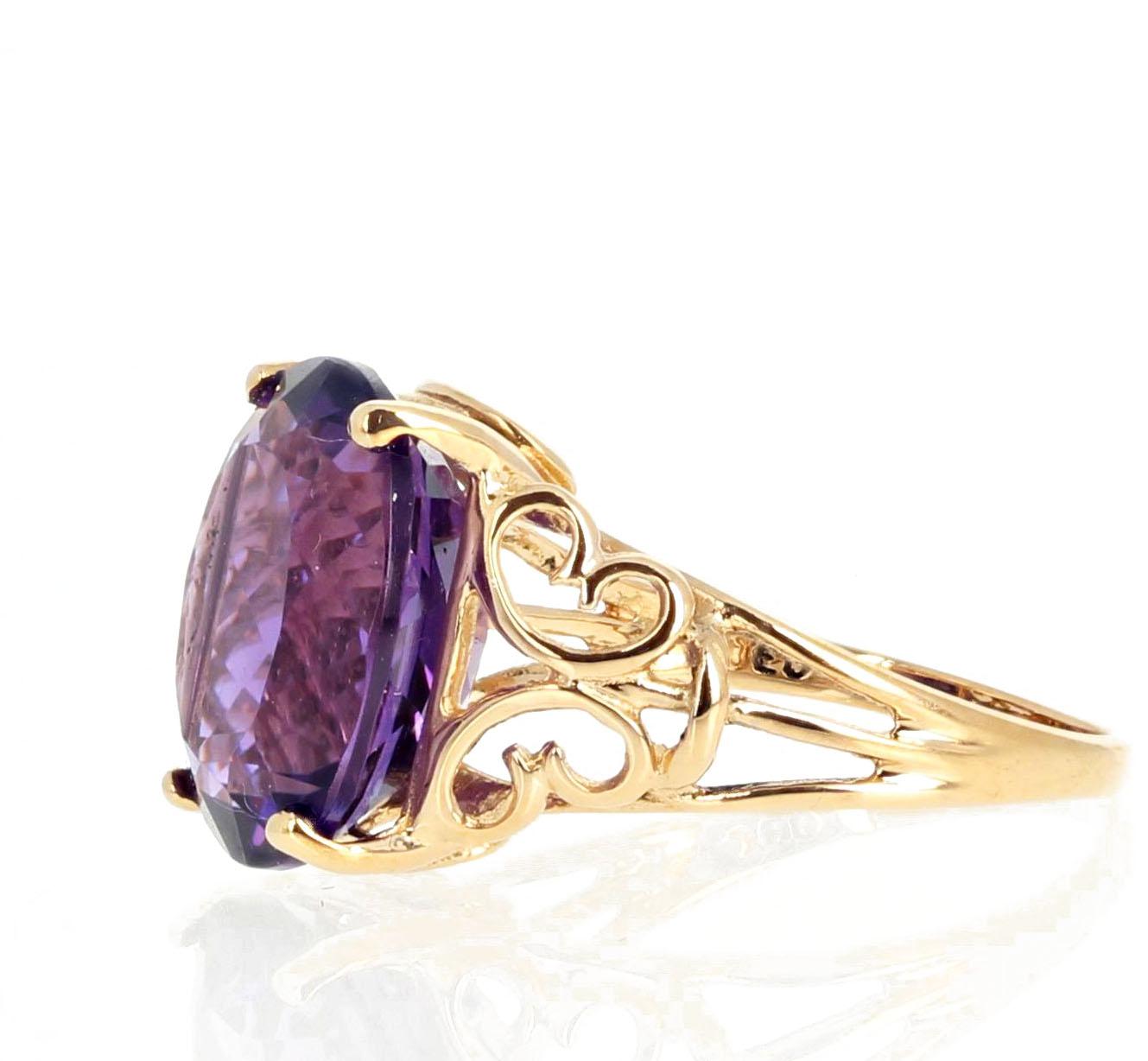 Oval Cut Gemjunky Debutante Collect Exquisite 7.5 Cts Sparkling Amethyst 14Kt Gold Ring