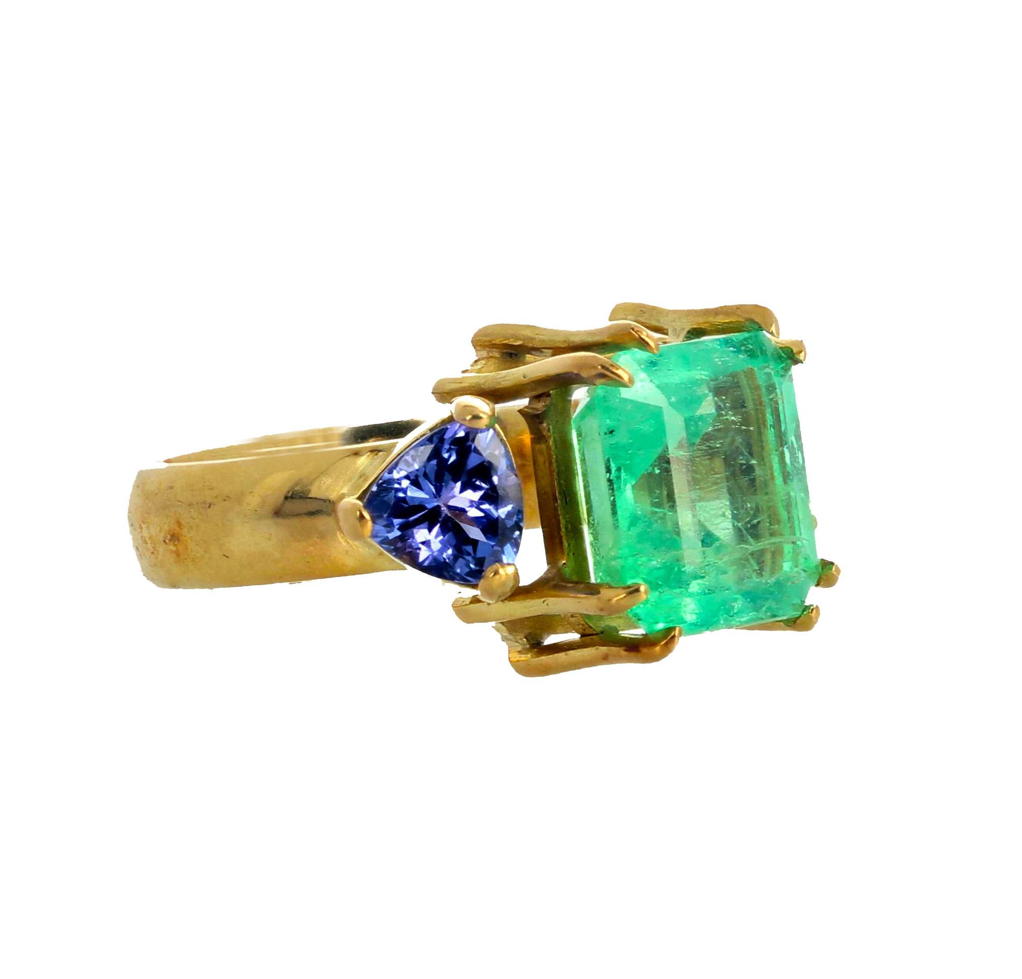 Gemjunky Elegant 2.8 Ct. Emerald & Natural Blue Tanzanite 18K Gold Cocktail Ring 5