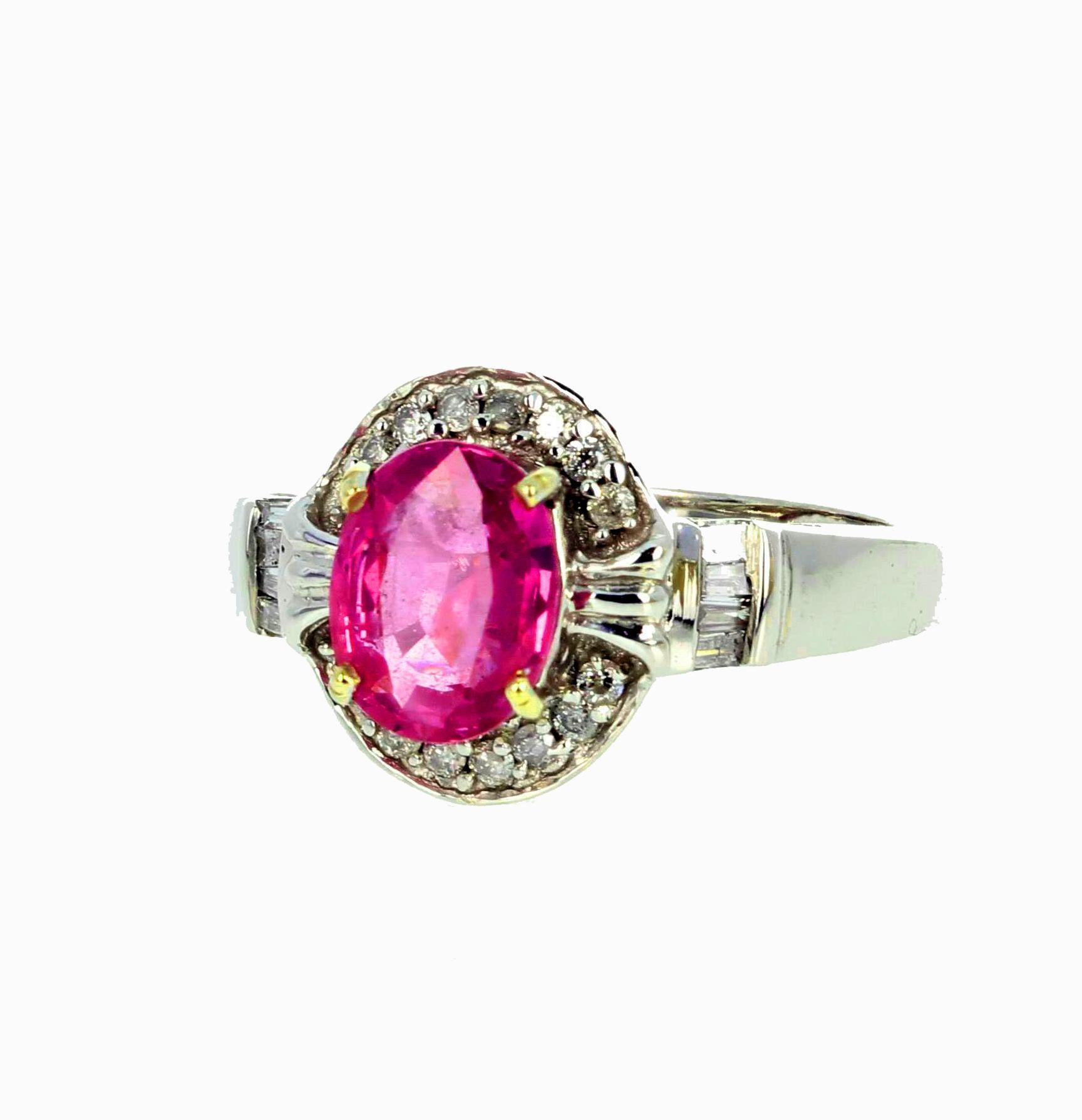 Taglio misto AJD RARO Elegant Pinky Naturale 1,17 Ct. Anello in oro con zaffiro e diamanti veri in vendita