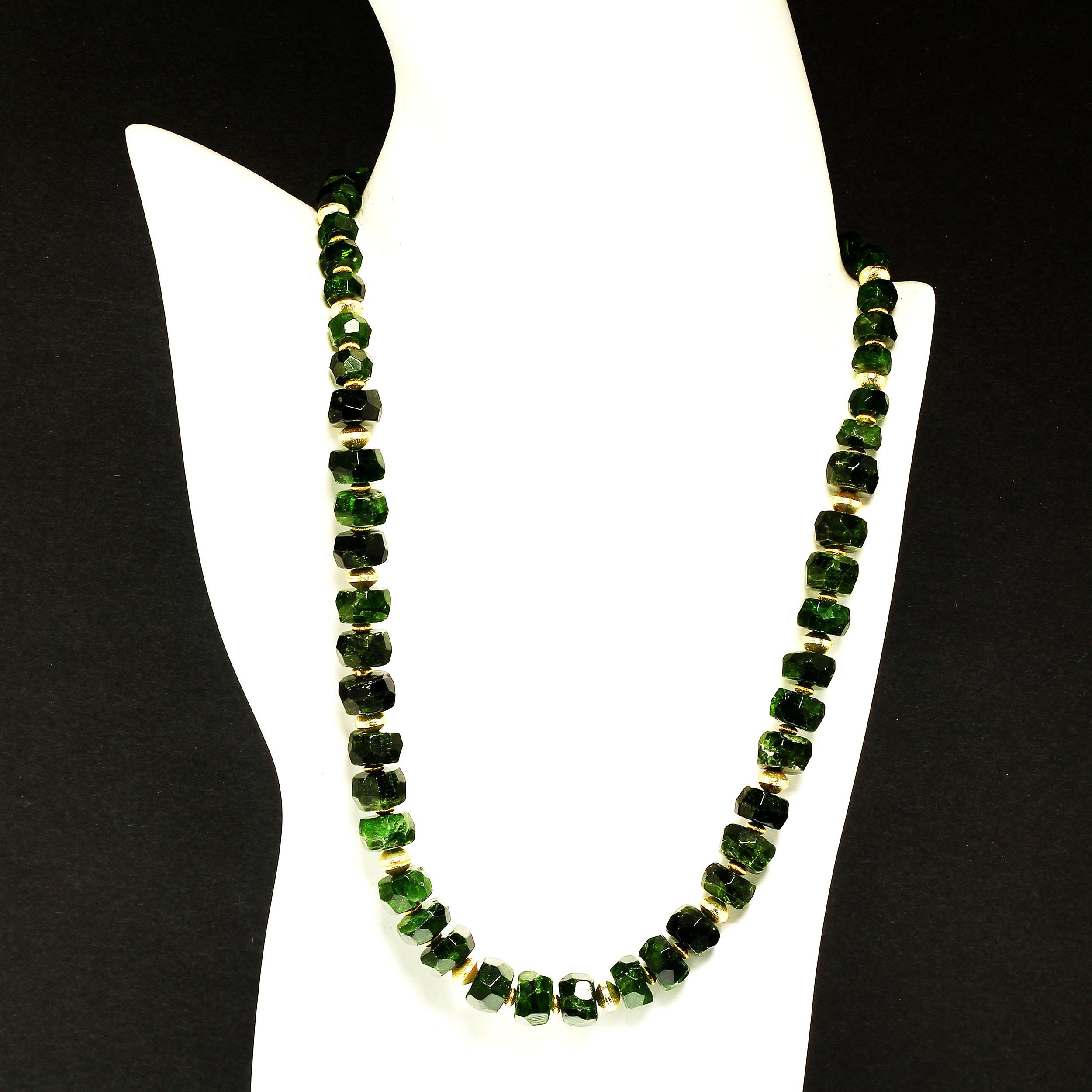 AJD 17 Inch  Faceted Rondelles of Green Chrome Diopside Necklace In New Condition For Sale In Raleigh, NC