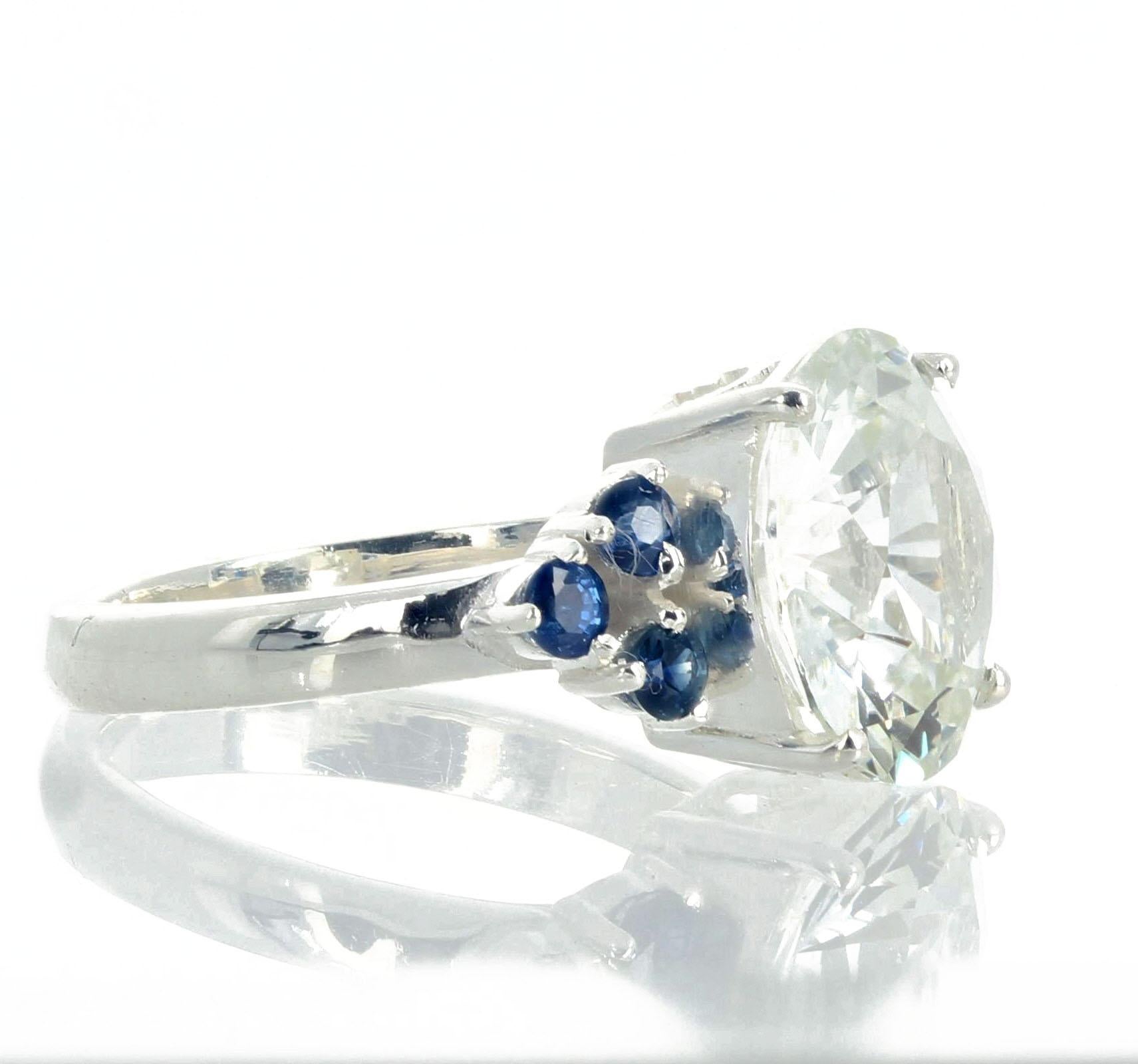 AJD Glittering 6.52 Carat Natural Fiery White Zircon & Blue Sapphires Ring For Sale 3