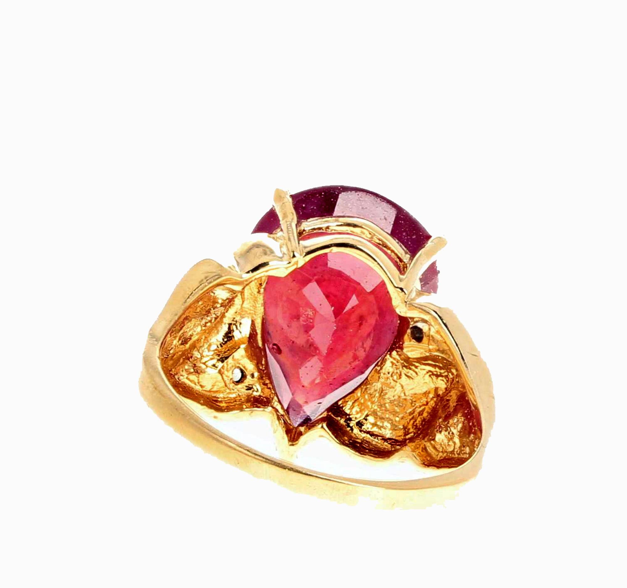 AJD Intense GLOWING Red 7.78 Ct. Natural Sapphire & Diamond 14K Yellow Gold Ring For Sale 1