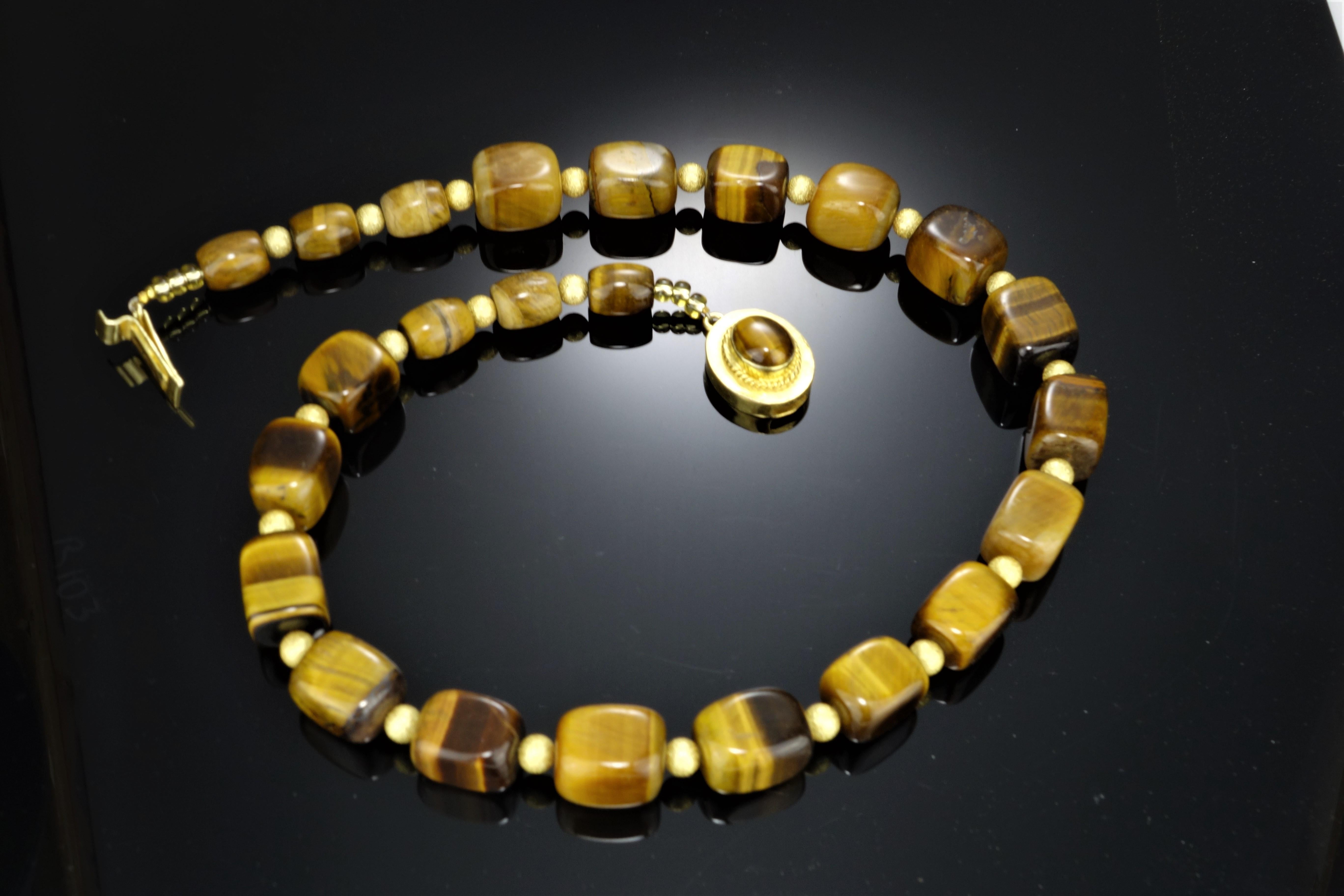 AJD 20 Inch Lustrous Tiger's Eye Cube Necklace In New Condition For Sale In Raleigh, NC