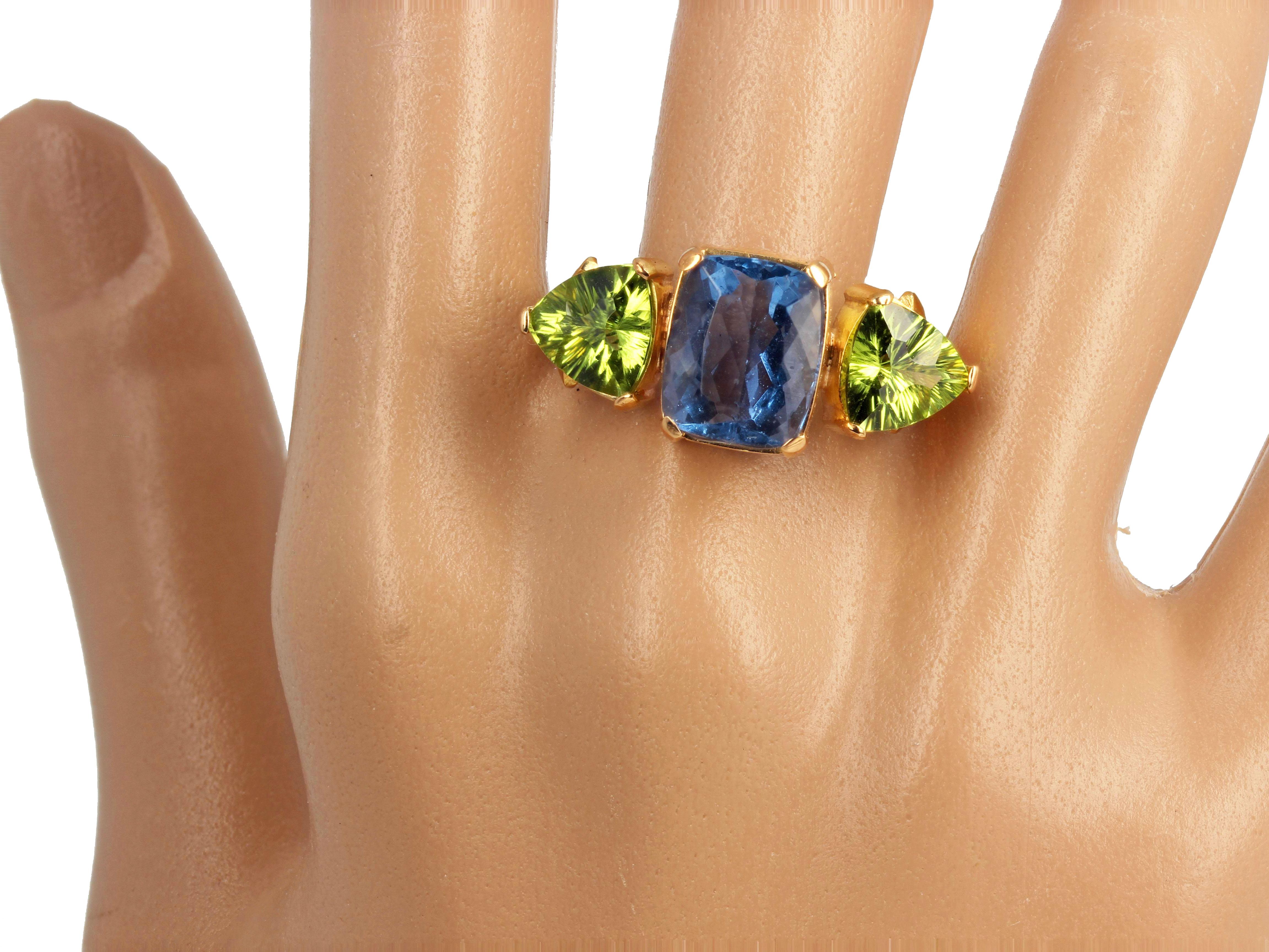 Cushion Cut AJD Magic Natural Color Change 5 Carat Fluorite & Intense Peridot 18K Gold Ring