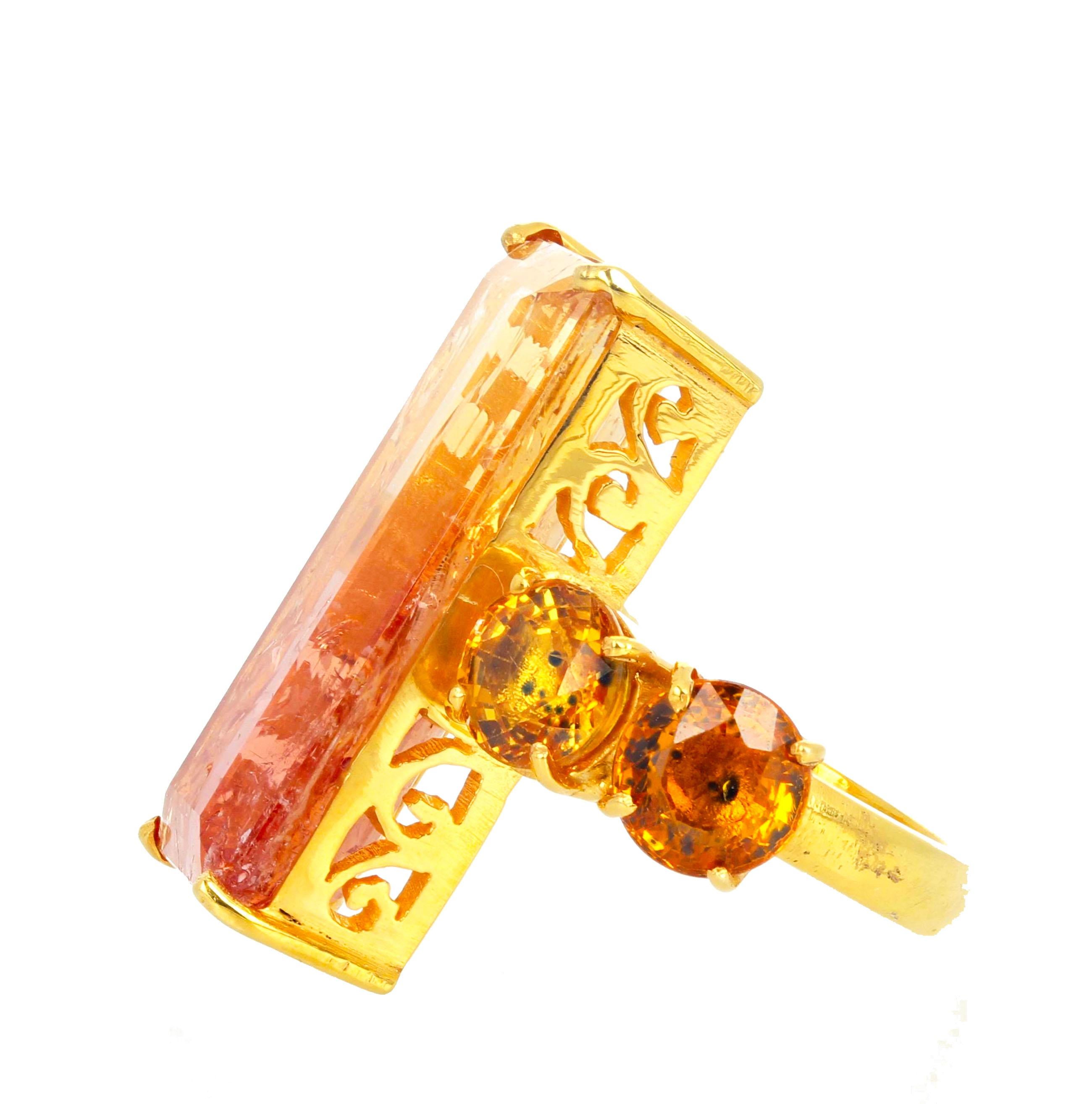 Gemjunky Magnificent 20.41 Carat Magic Colors Citrine and Songea Sapphires Ring In New Condition In Raleigh, NC