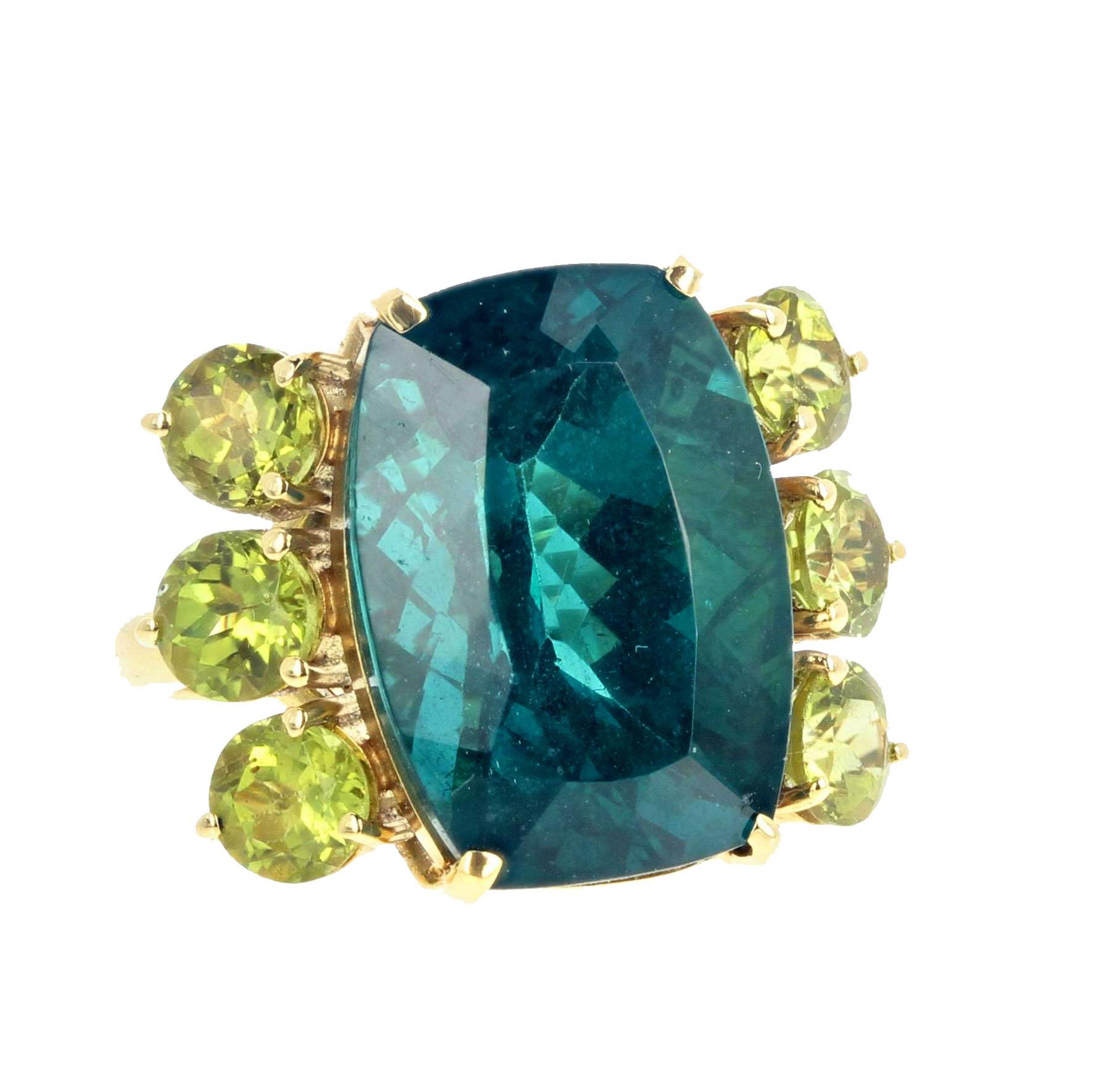 AJD Magnificent Rare 18.8 Ct Indicolite Tourmaline & Peridot 18K Gold Ring In New Condition In Raleigh, NC