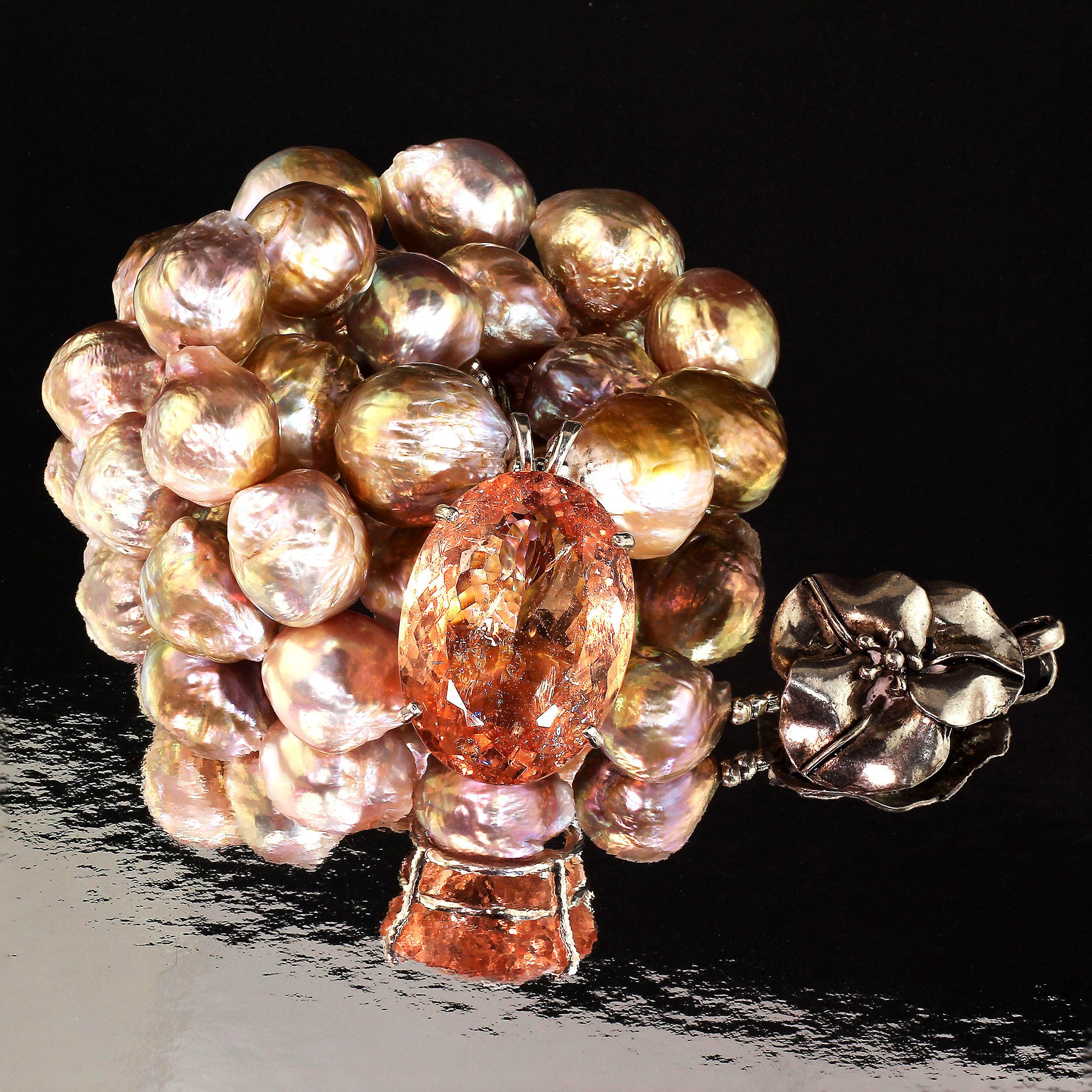 Oval Peach Morganite Pendant on Pearl Necklace June Birthstone In New Condition In Raleigh, NC