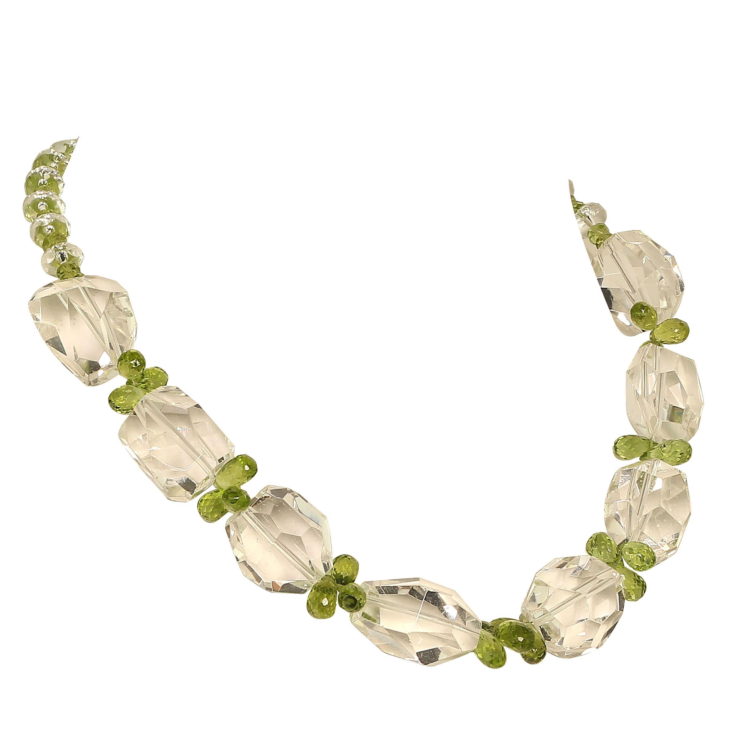 AJD Sparkling Clear Quartz Crystal and Green Peridot Choker Necklace 3