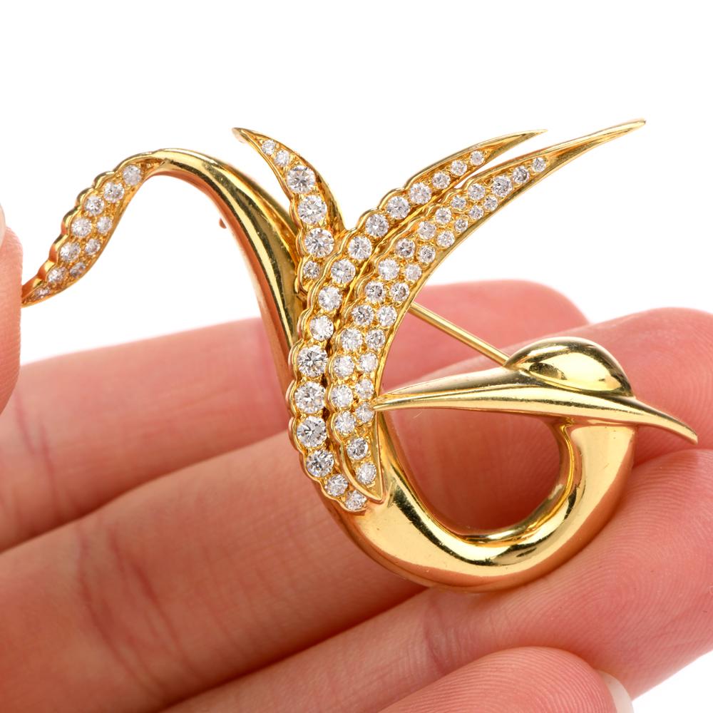 Gemlok Diamond 18 Karat Yellow Gold Abstract Bird Brooch Pin In Excellent Condition In Miami, FL