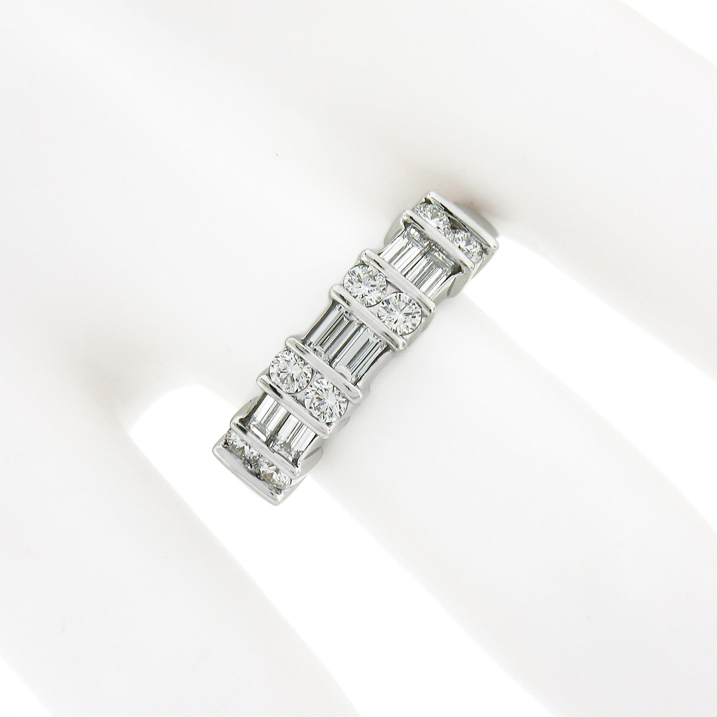 Gemlok Platin Abwechselnd Bar Set Rund & Baguette Diamant Hochzeit Band Ring im Zustand „Hervorragend“ in Montclair, NJ