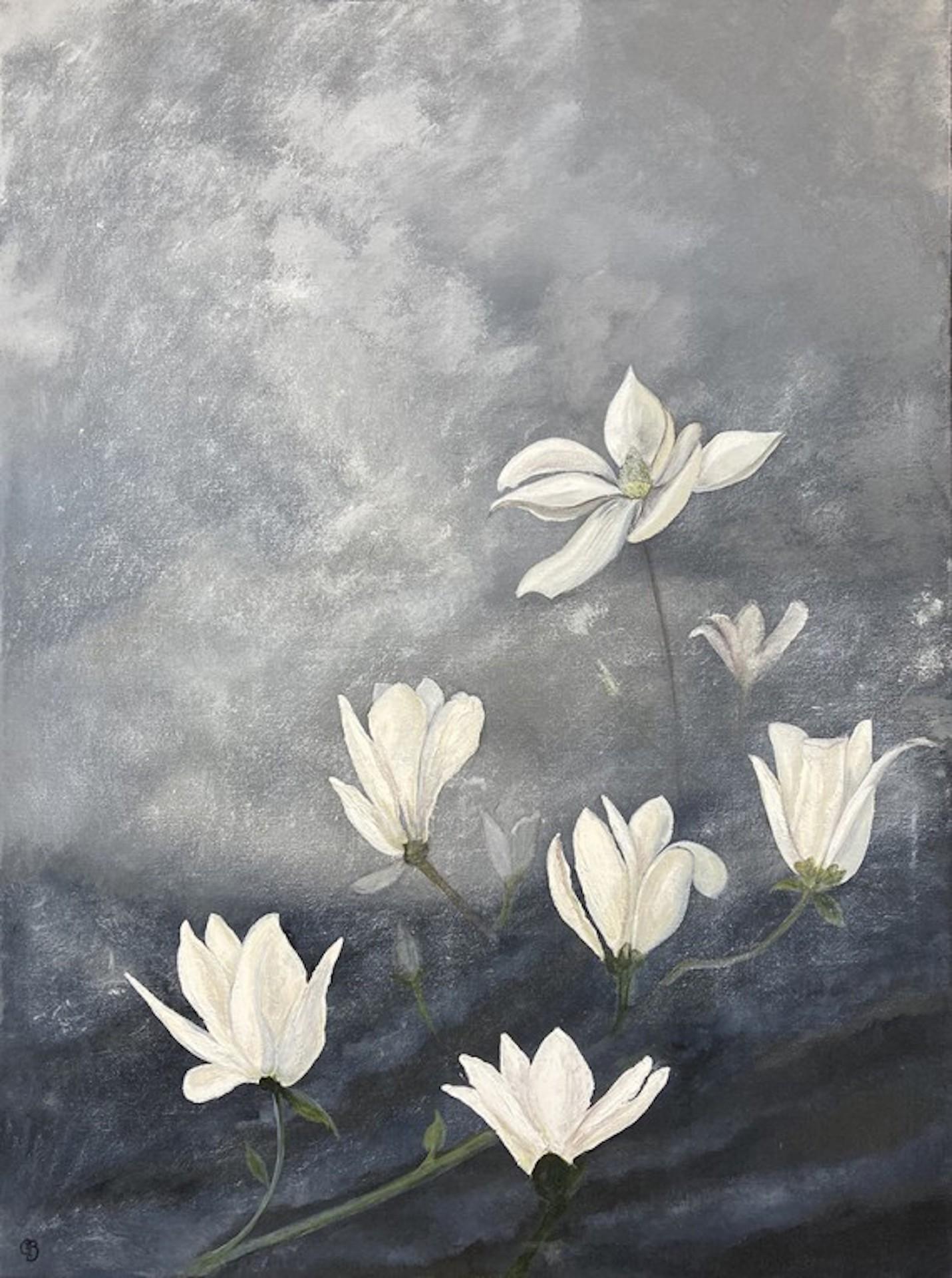 Magnolia In The Mist, Gemma Bedford, Originalgemälde, geblümte Stilllebenkunst