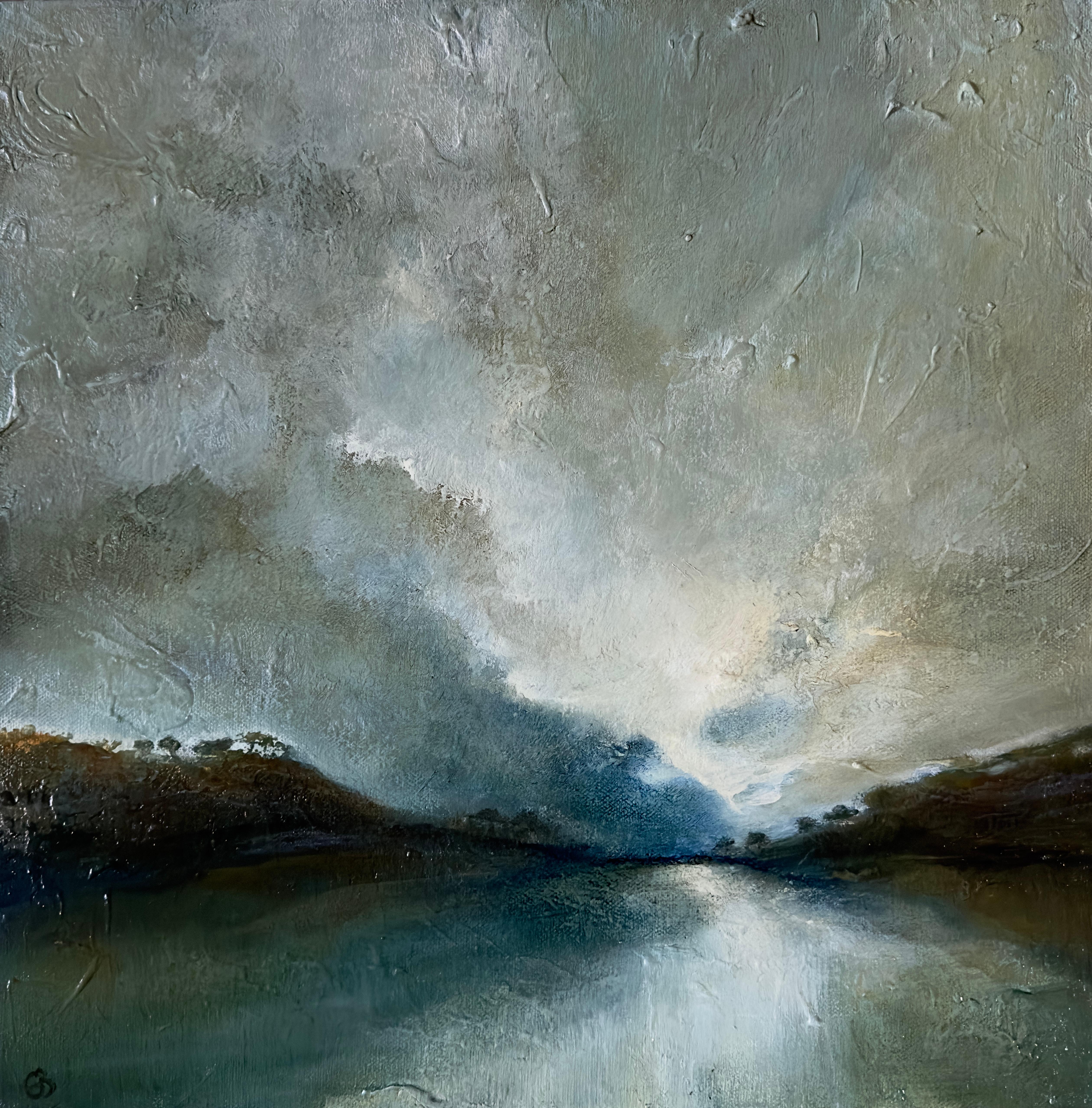 Dieses Gemälde wurde durch einen Aufenthalt in Dartmouth, Devon, inspiriert. Die Silhouette der Bäume auf den Hügeln und der Effekt der Sonne hinter der Horizontlinie. Der Himmel voller großer, sich wellenförmig auftürmender Wolken erforderte viele