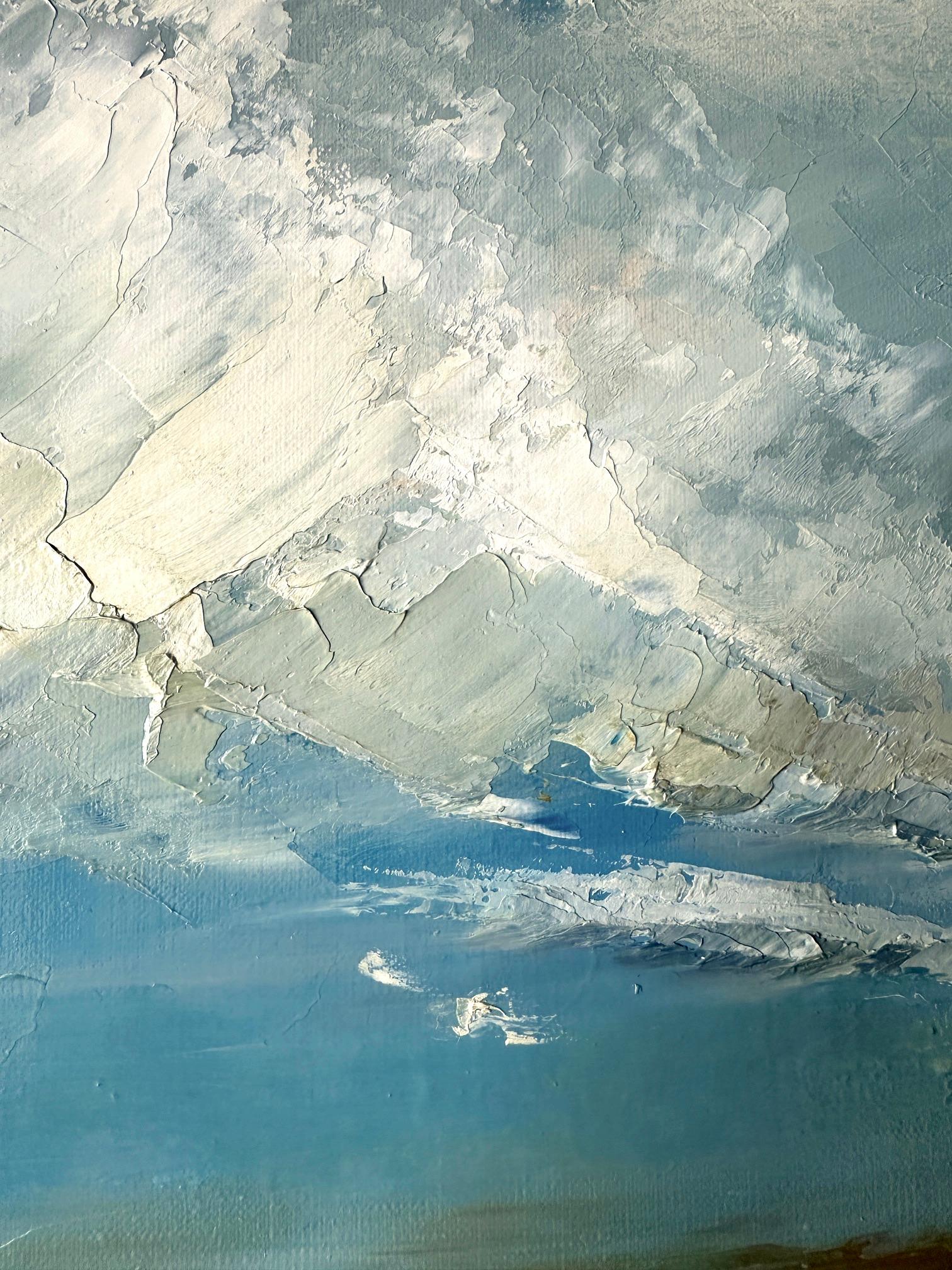 Dieses Gemälde ist von der Aussicht auf Rock von Padstow aus inspiriert. Es war ein windiger Tag mit großen, flauschigen Wolken am Himmel. Die Farben waren unglaublich schön, mit viel kräftigem Türkis und hellem Schimmer auf dem Wasser. Ein Tag, an