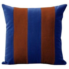 Oreiller à rayures de luxe fait main Gemma bleu cobalt & velours Brown