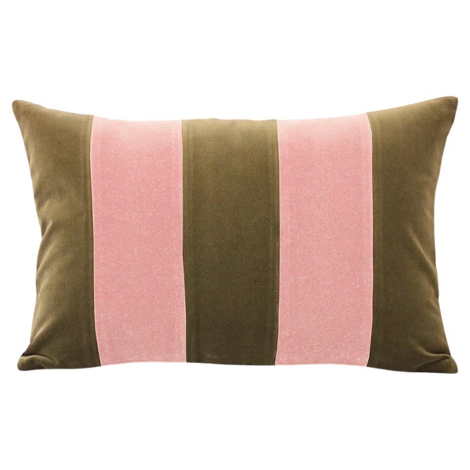 GEMMA II Dry Green & Pink Samt Deluxe Handgefertigtes dekoratives Kissen aus Samt Deluxe