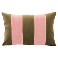 GEMMA II Dry Green & Pink Samt Deluxe Handgefertigtes dekoratives Kissen aus Samt Deluxe