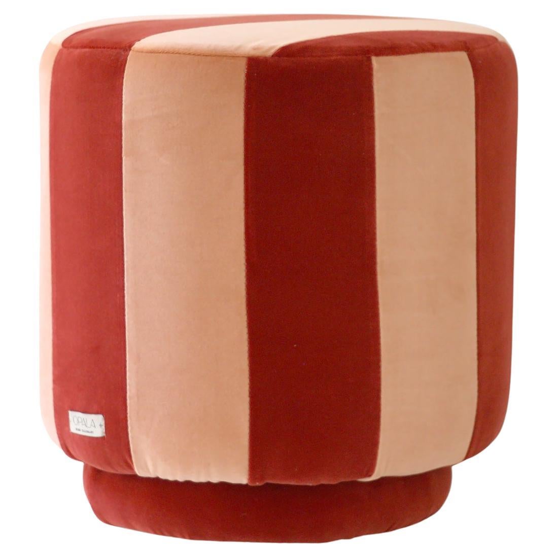 Pouf ottomano moderno organico a righe GEMMA in velluto color mattone e cammello