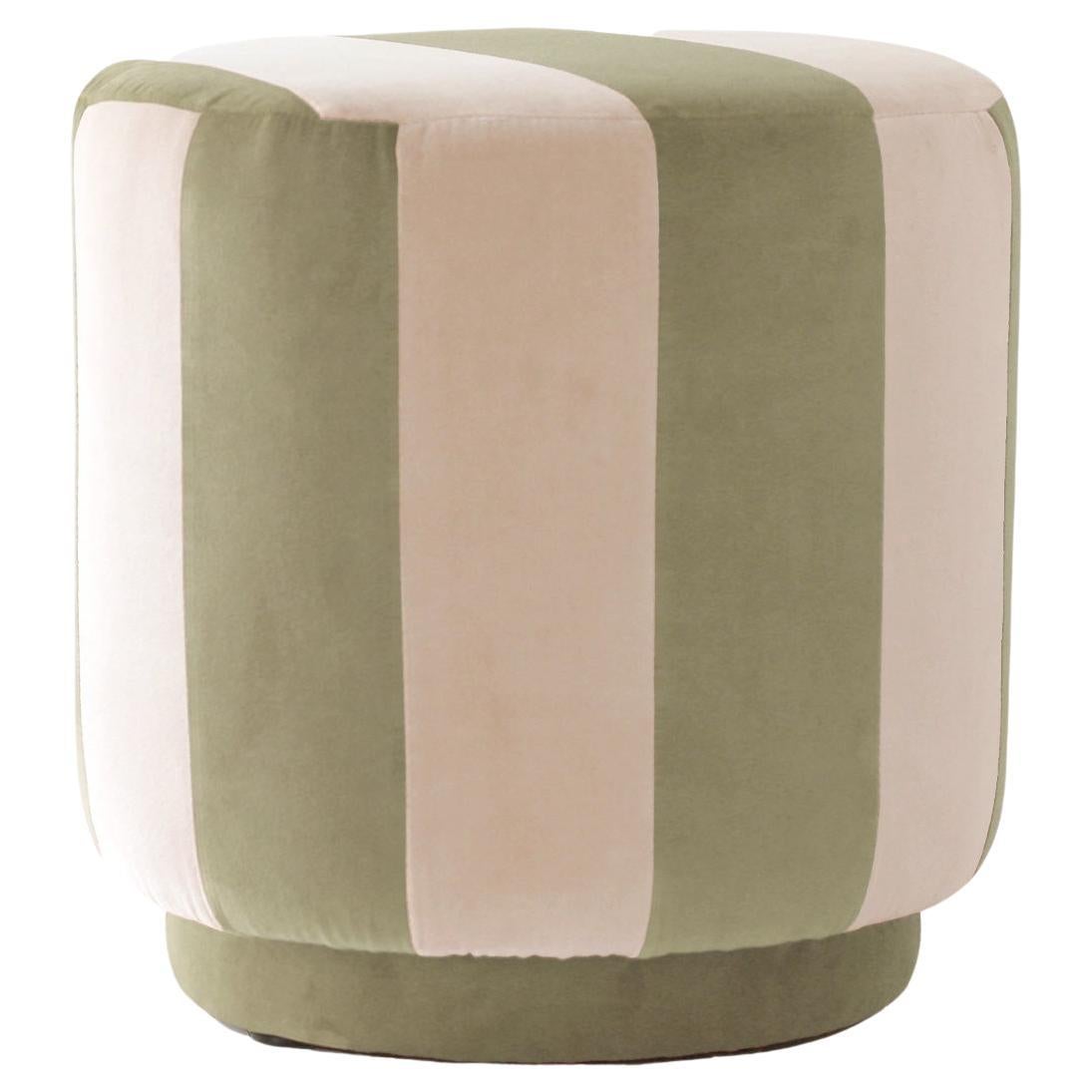 Pouf ottomano moderno organico a righe GEMMA in velluto verde e sabbia