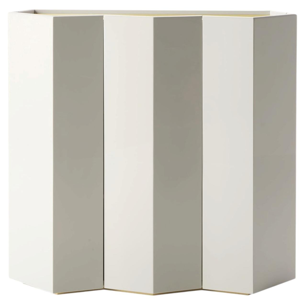 Armoire en bois Zig Zag blanc-gris Gemma en vente