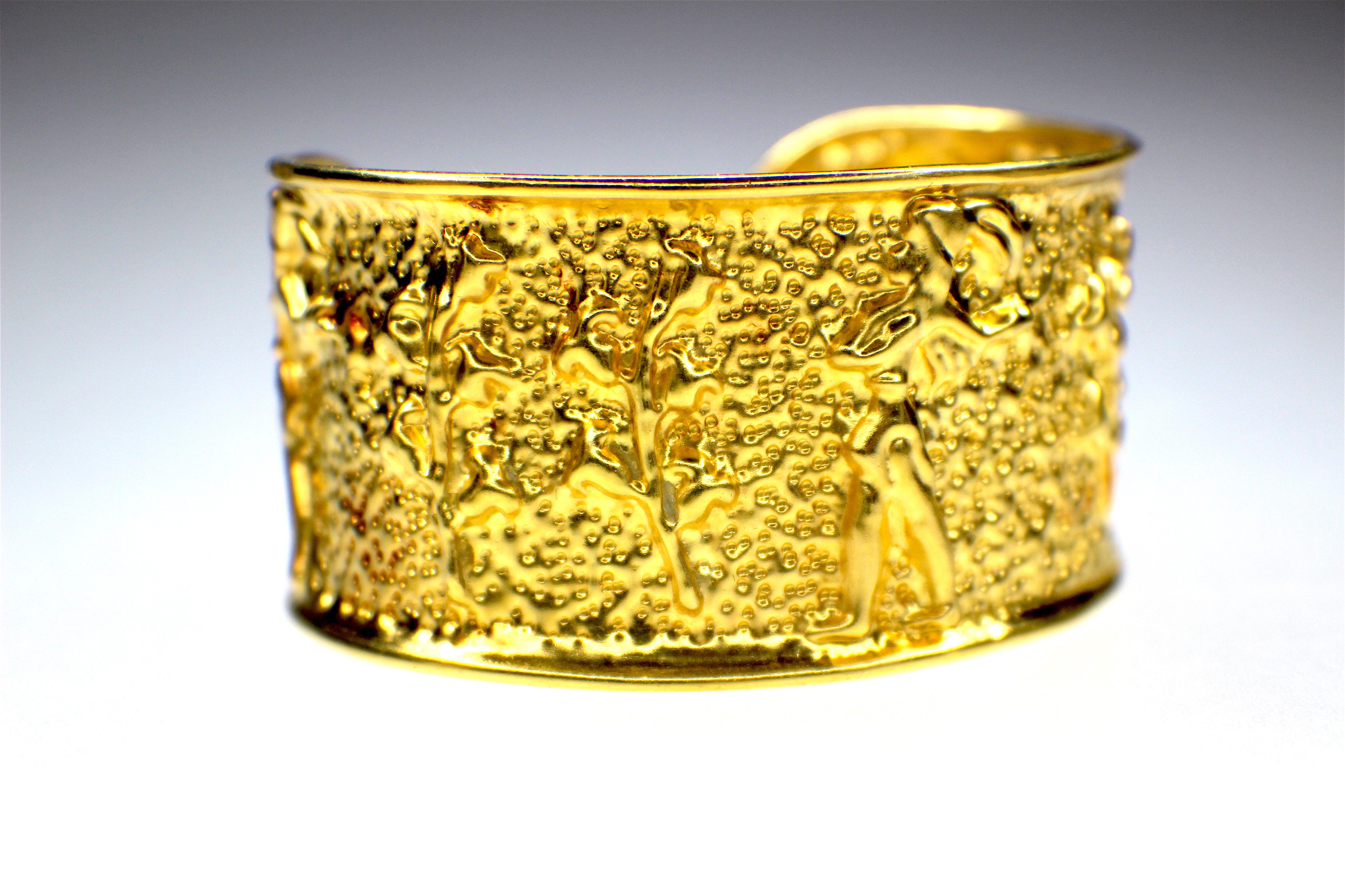 Gemolithos 22 Karat Yellow Gold The Prince of Knossos Cuff Bangle Bracelet In Good Condition In Munich, DE