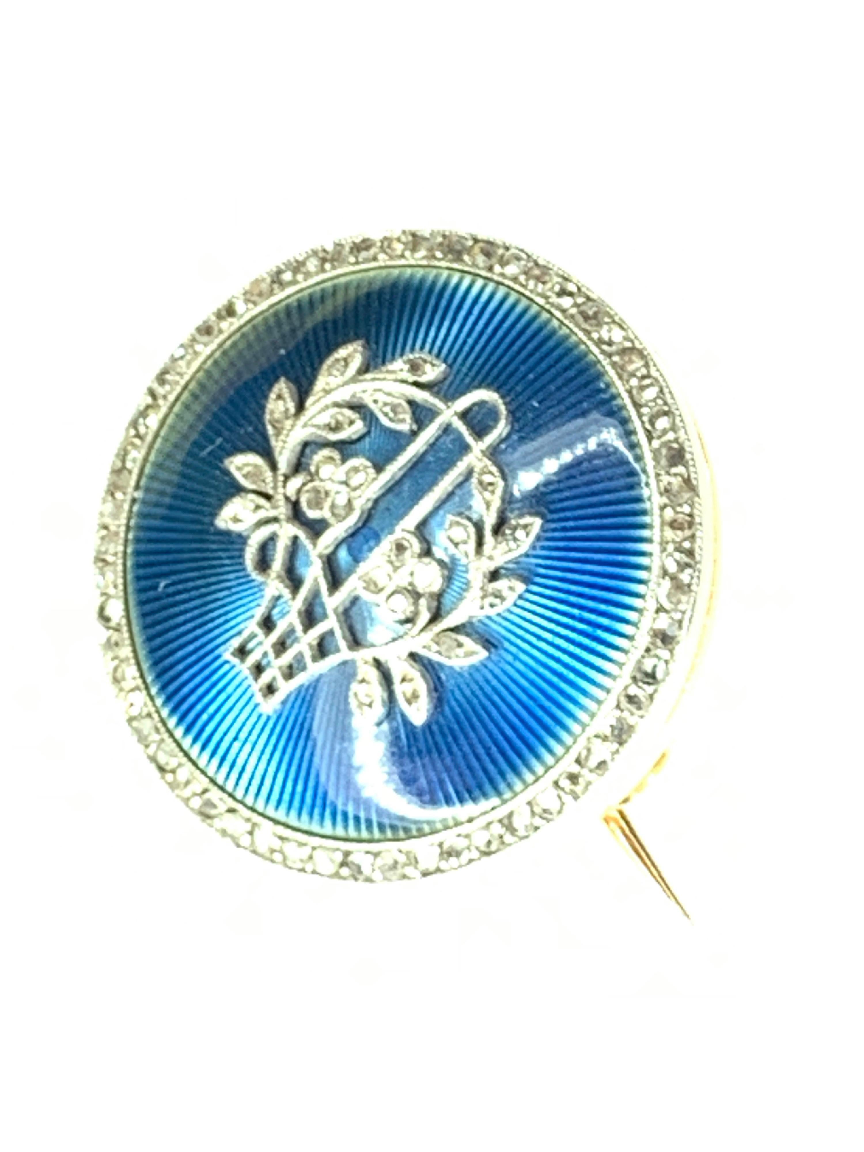 Gemolithos, Belle ´Epoque rosé-cut diamond and enamel brooch-locket, circa 1900s,
measurements: 24x24mm, weight: 9.3gr. The color of the enamel is more like as of the picture number four, brooch with the ruler. 
