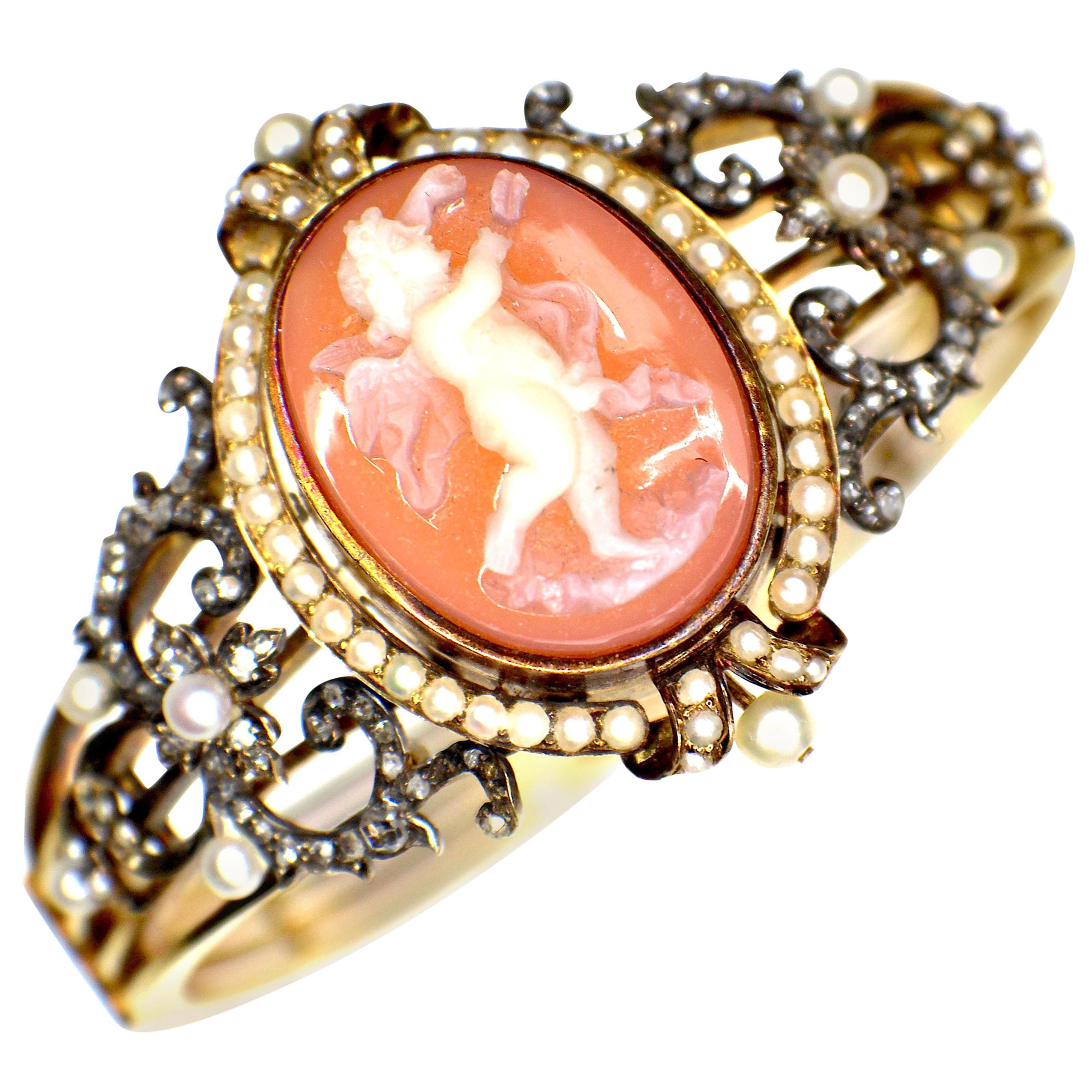 Gemolithos Cameo Agate, Natural Pearl and Diamond Bracelet, 1880s For Sale