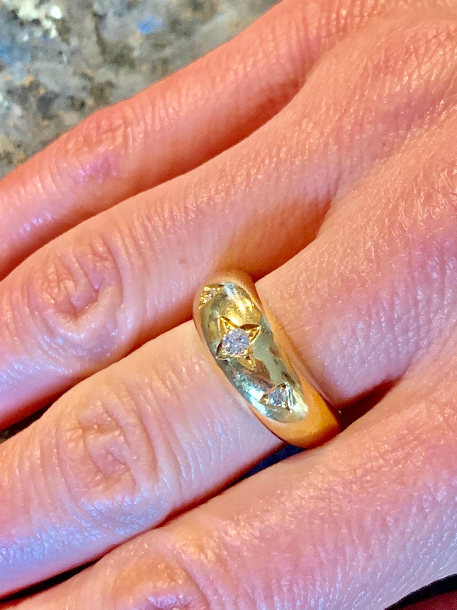 Gemolithos Diamond Ring in 18 Karat Yellow Gold In Good Condition In Munich, DE