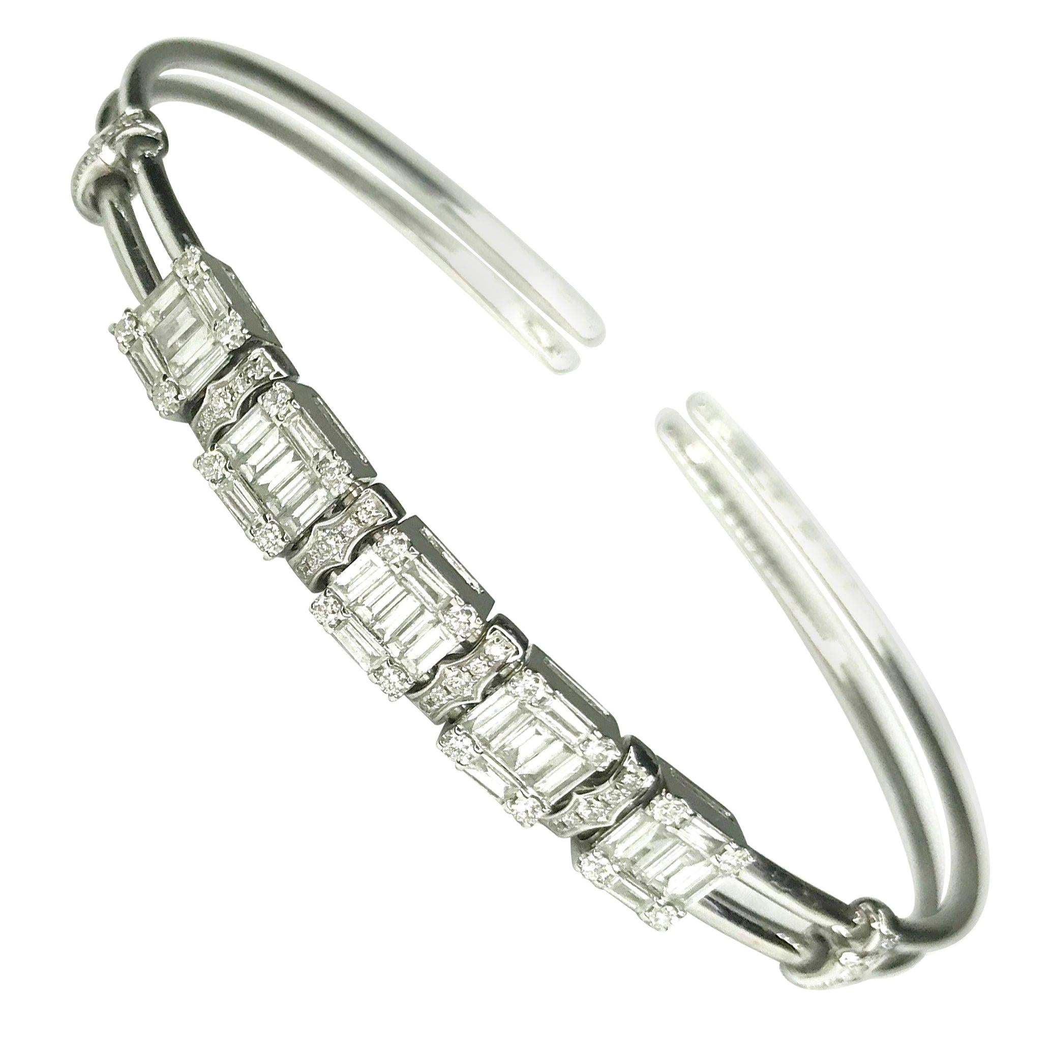 Gemolithos Modern White Gold and Diamond Dancing Bracelet "Move"