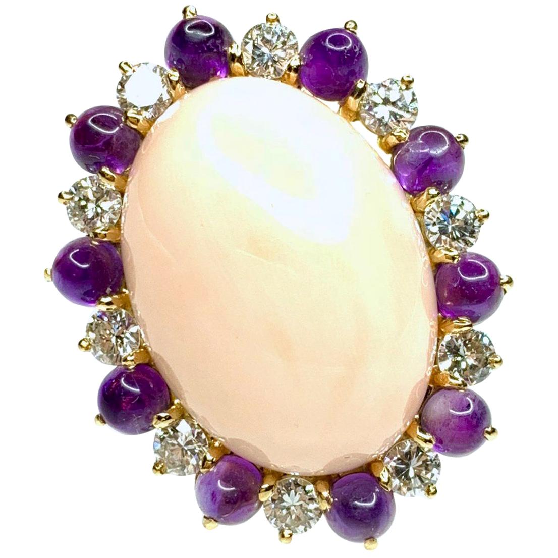 Gemolithos Ring mit rosa Koralle, Amethyst und Diamant, 1960er Jahre im Angebot