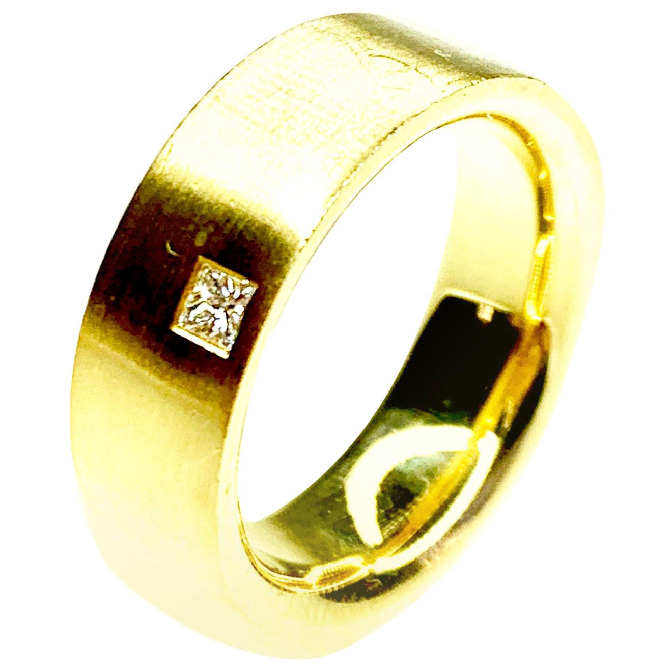 Gemolithos Princess Cut Diamond Ring, Est. 0.06 Carat, 18 Karat Gold