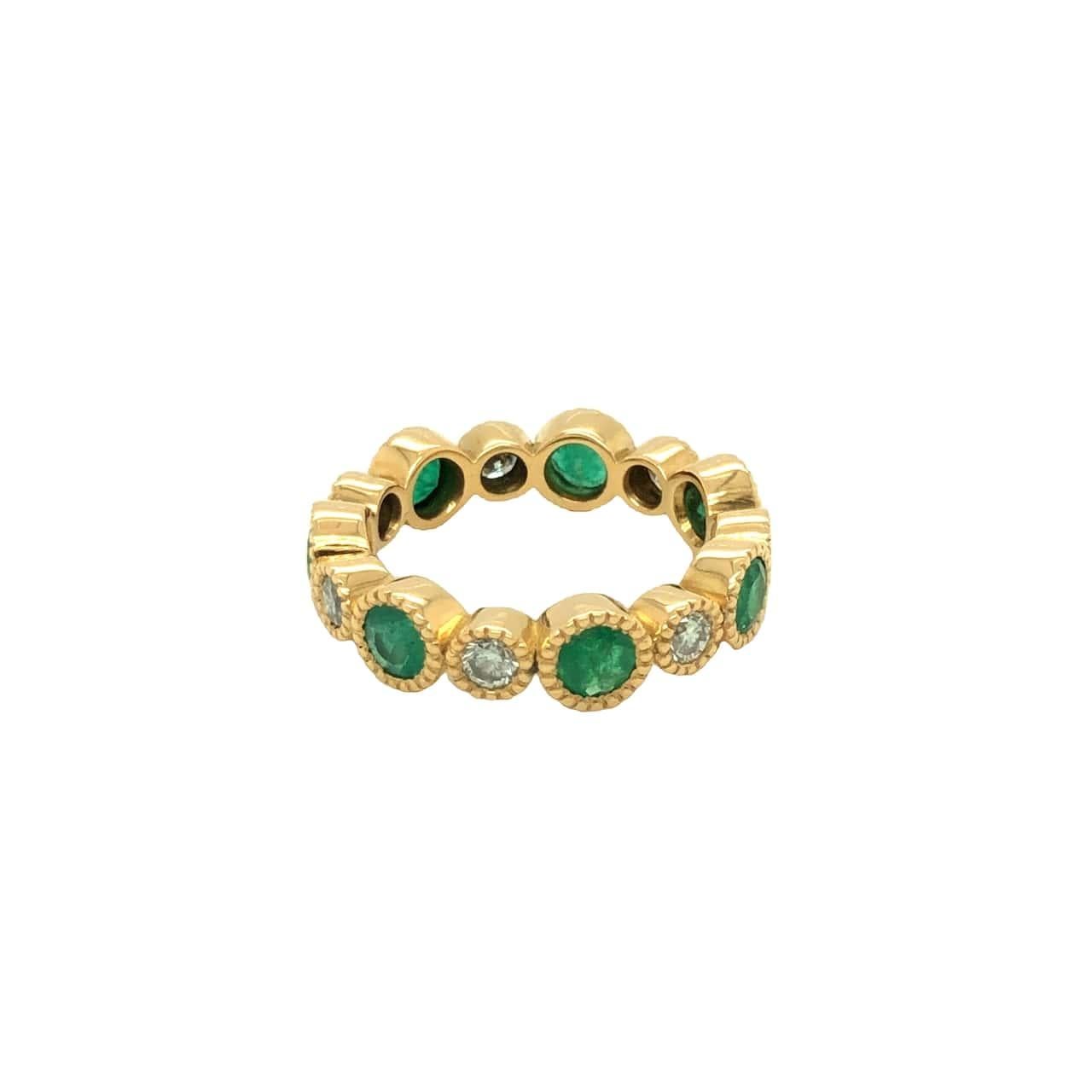 emerald green band ring