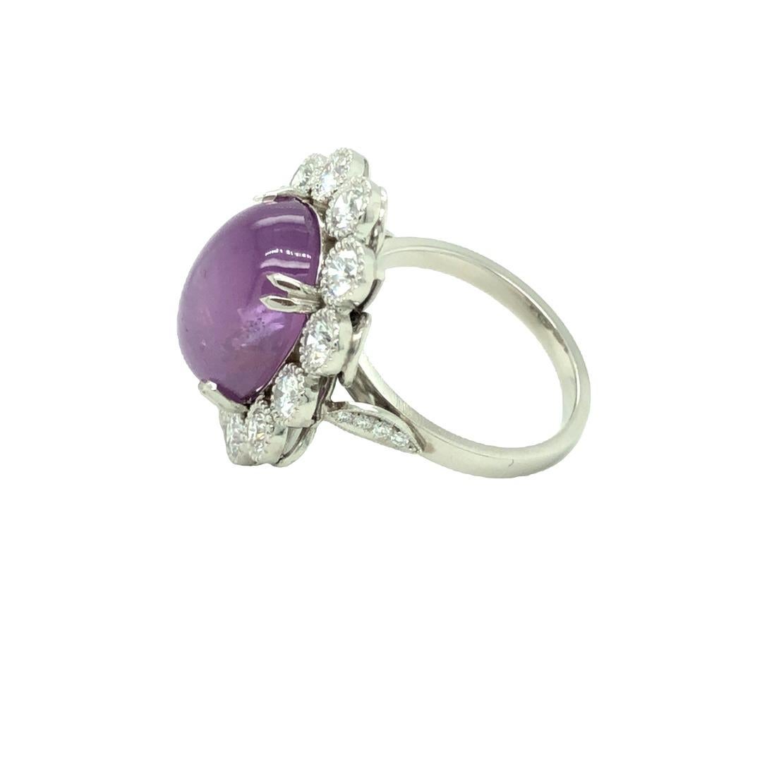 Taille cabochon Les pierres précieuses sont éternelles certifiées par le GIA : saphir étoilé rose violet 16,33 et diamants en vente