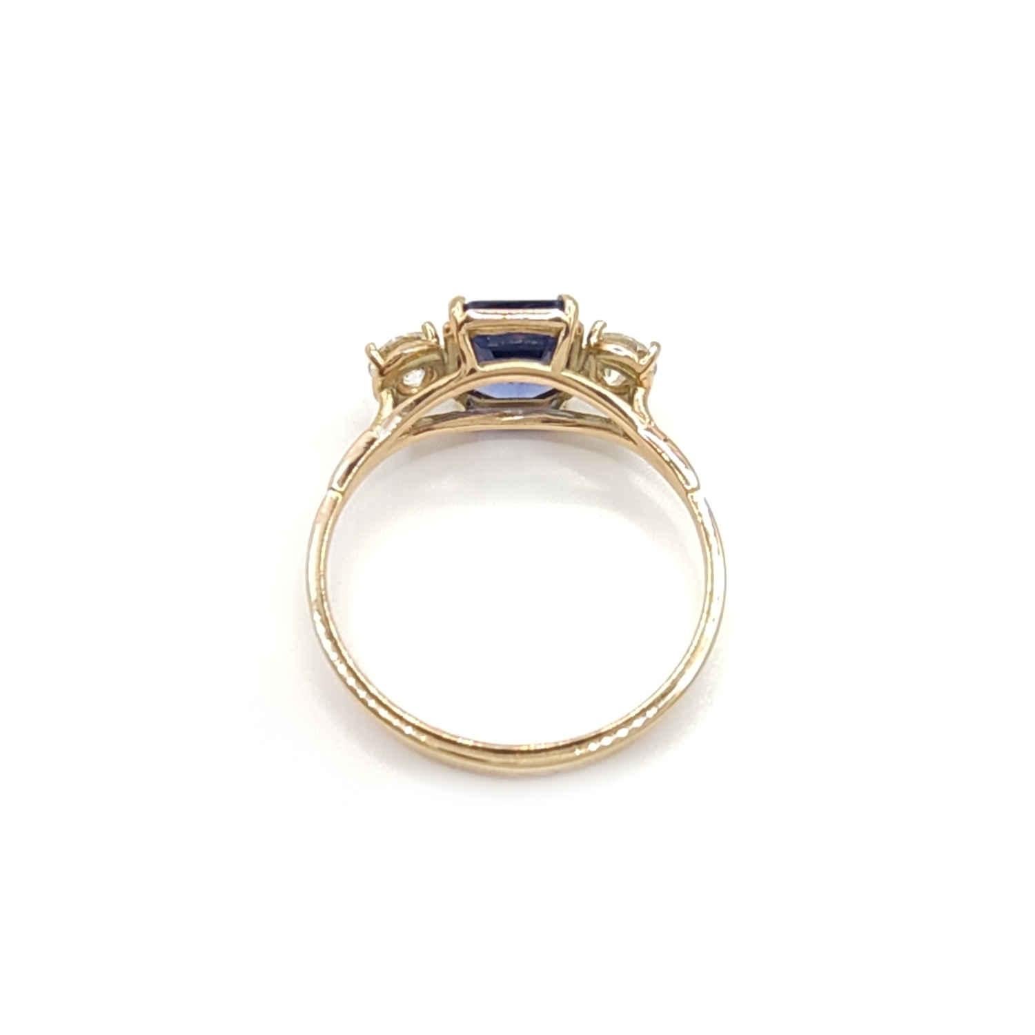 Certified 1.36 Carat Tanzanite with Diamond Engagement Ring - 14k Yellow Gold For Sale 3
