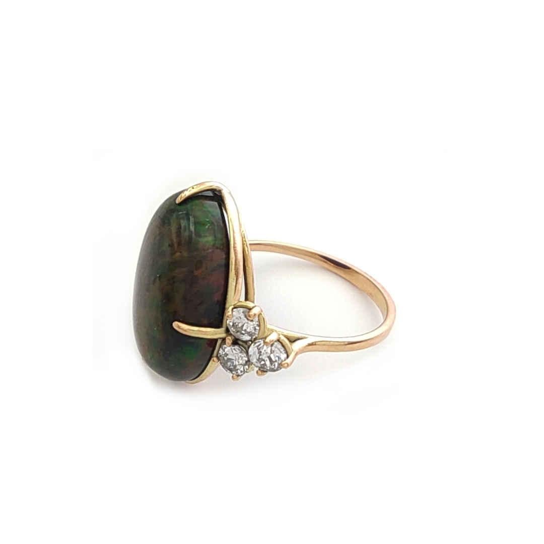 14k Gold Ring with Opal and Diamond - Special Gift for Her - Gemstone Jewelry For Sale 2