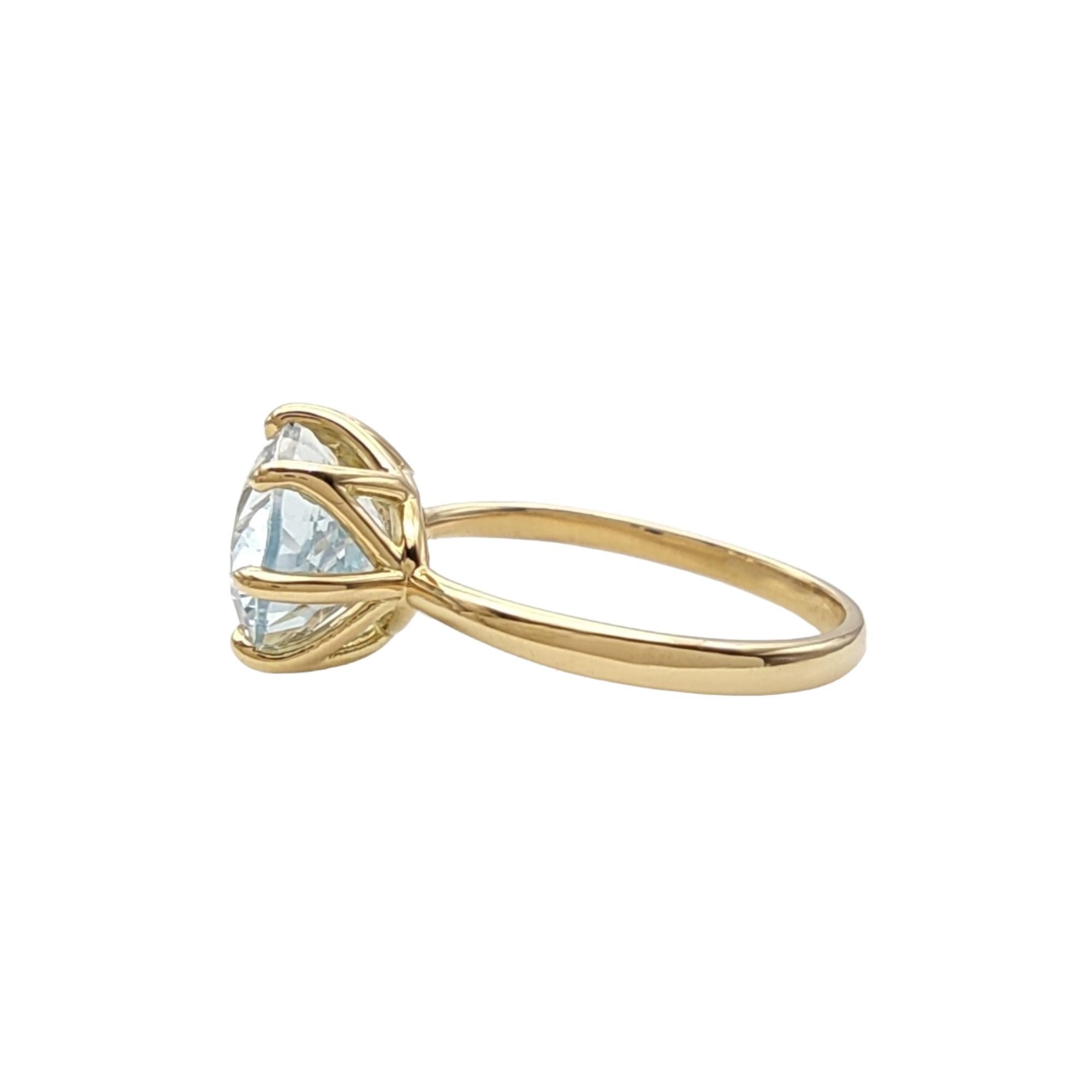 Aquamarine 3, 38ct Oval Cut  Engagement Ring, 18k Yellow Gold, Resizable For Sale 2