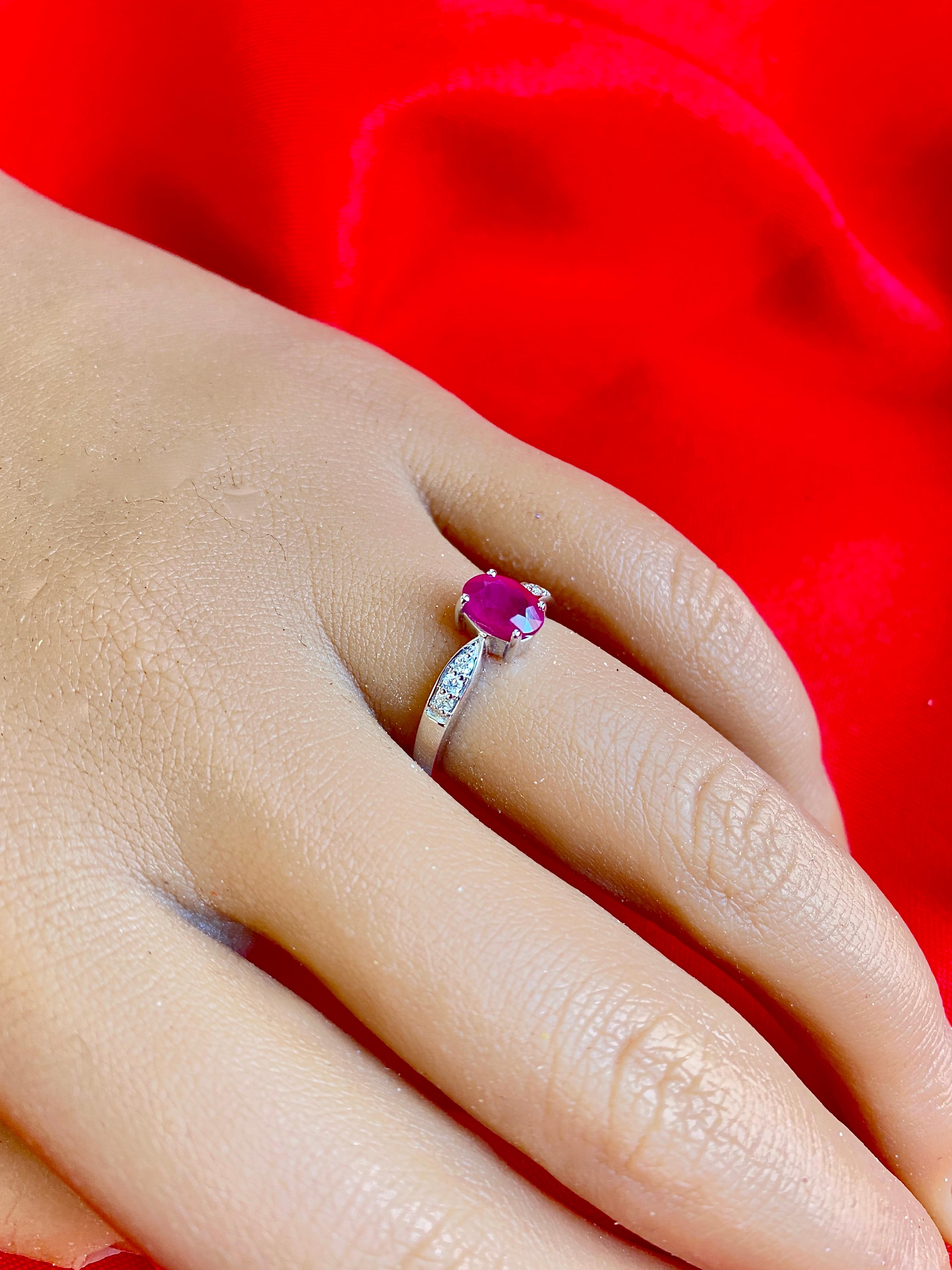 Gemstone and Diamond Solitaire Ring, Ruby Stackable Ring with Natural Diamonds For Sale 2
