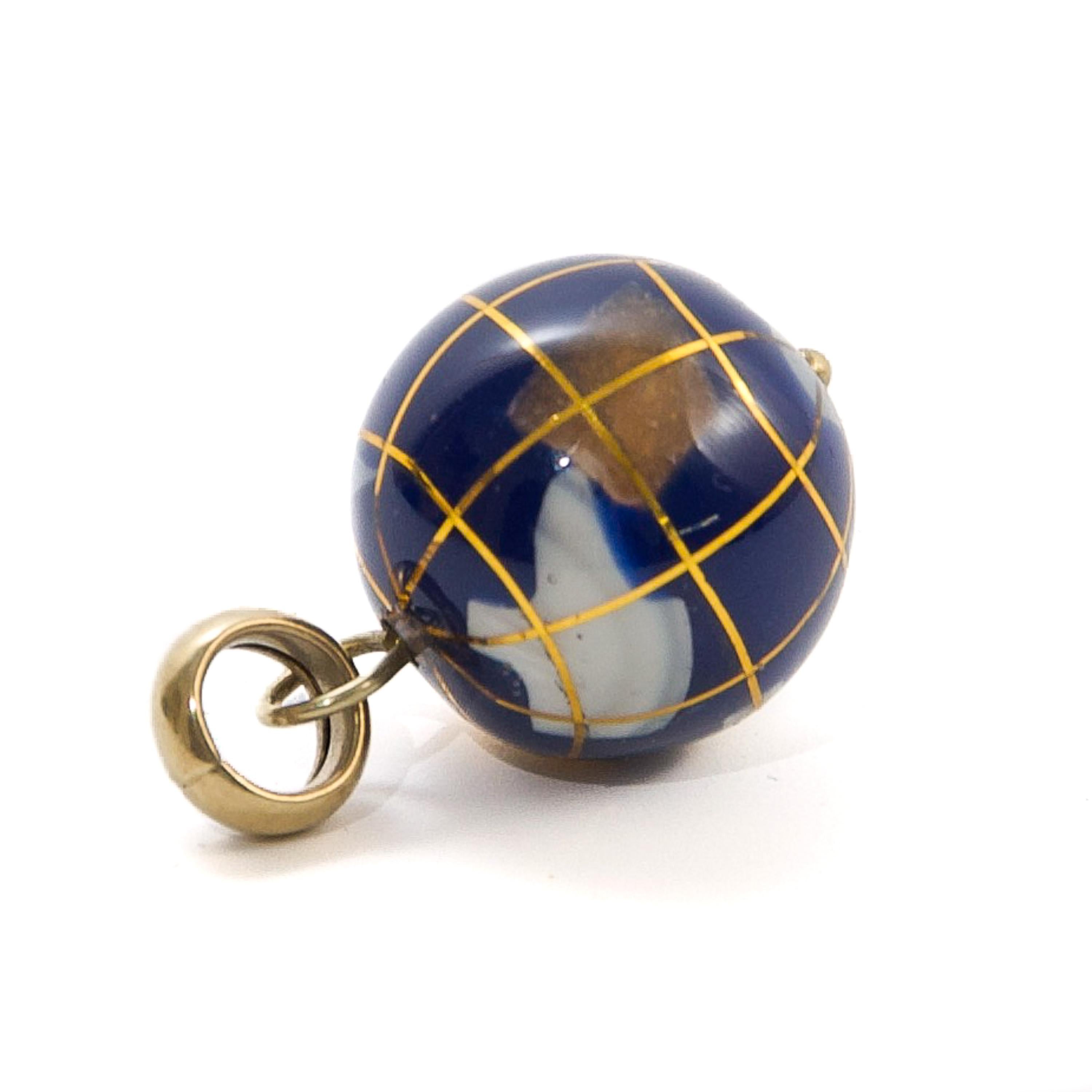 da uomo o donna Ciondolo a forma di globo in oro con gemme e smalto in vendita