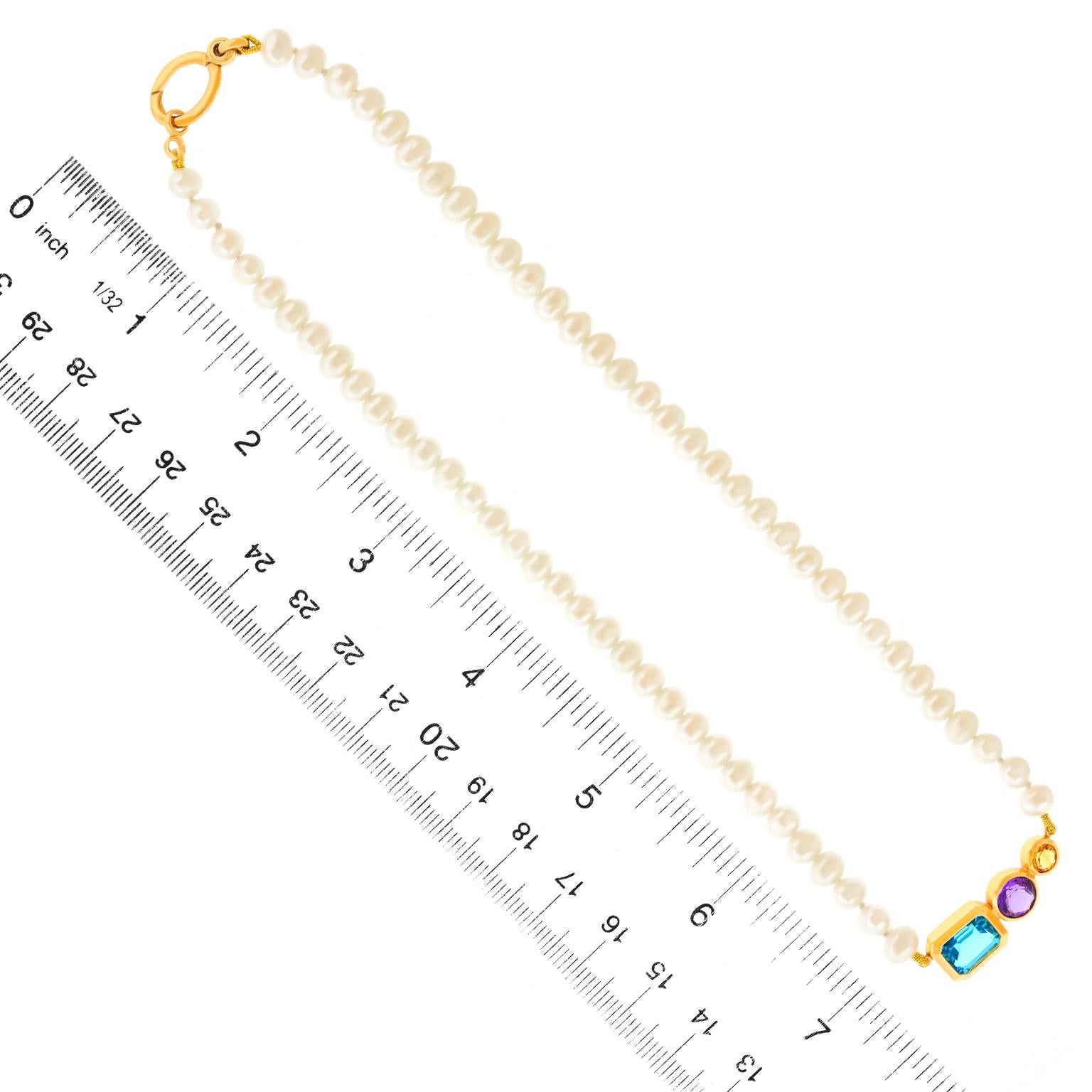 Gemstone and Pearl Neckalce For Sale 1