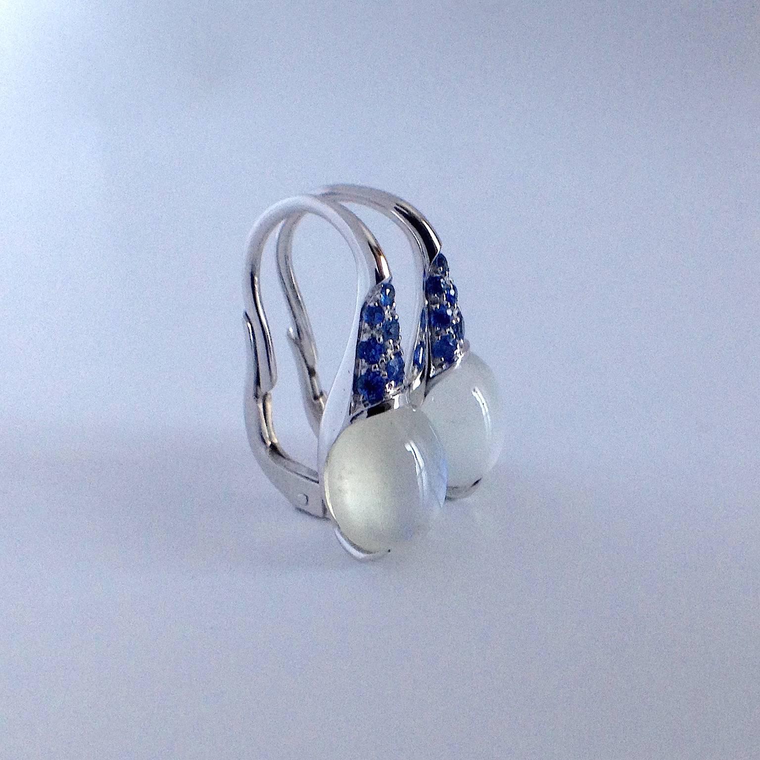 Gemstone Blue Sapphire Cabochon Moonstone 18 Kt White Gold Drop Hoop Earrings  For Sale 6