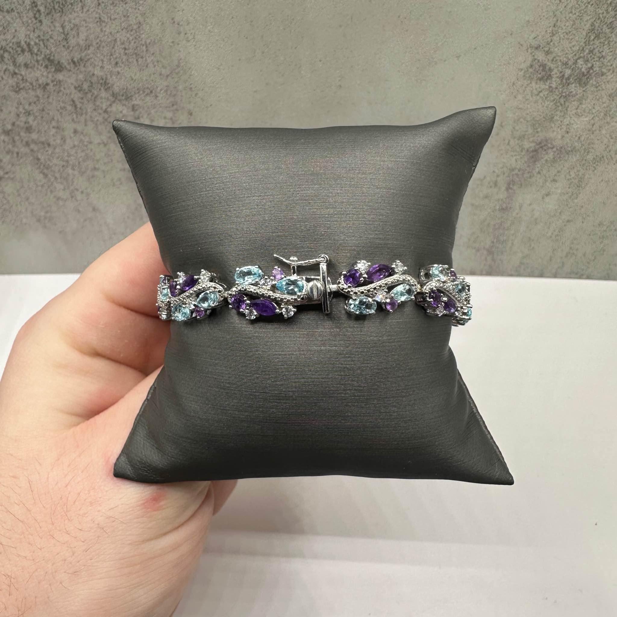 Gemstone Bracelet in Sterling Silver - 10ctw Amethyst, Blue Topaz, White Topaz In New Condition In West Hempstead, NY