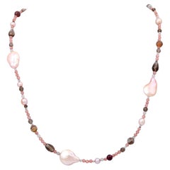 Gemstone necklace with agates