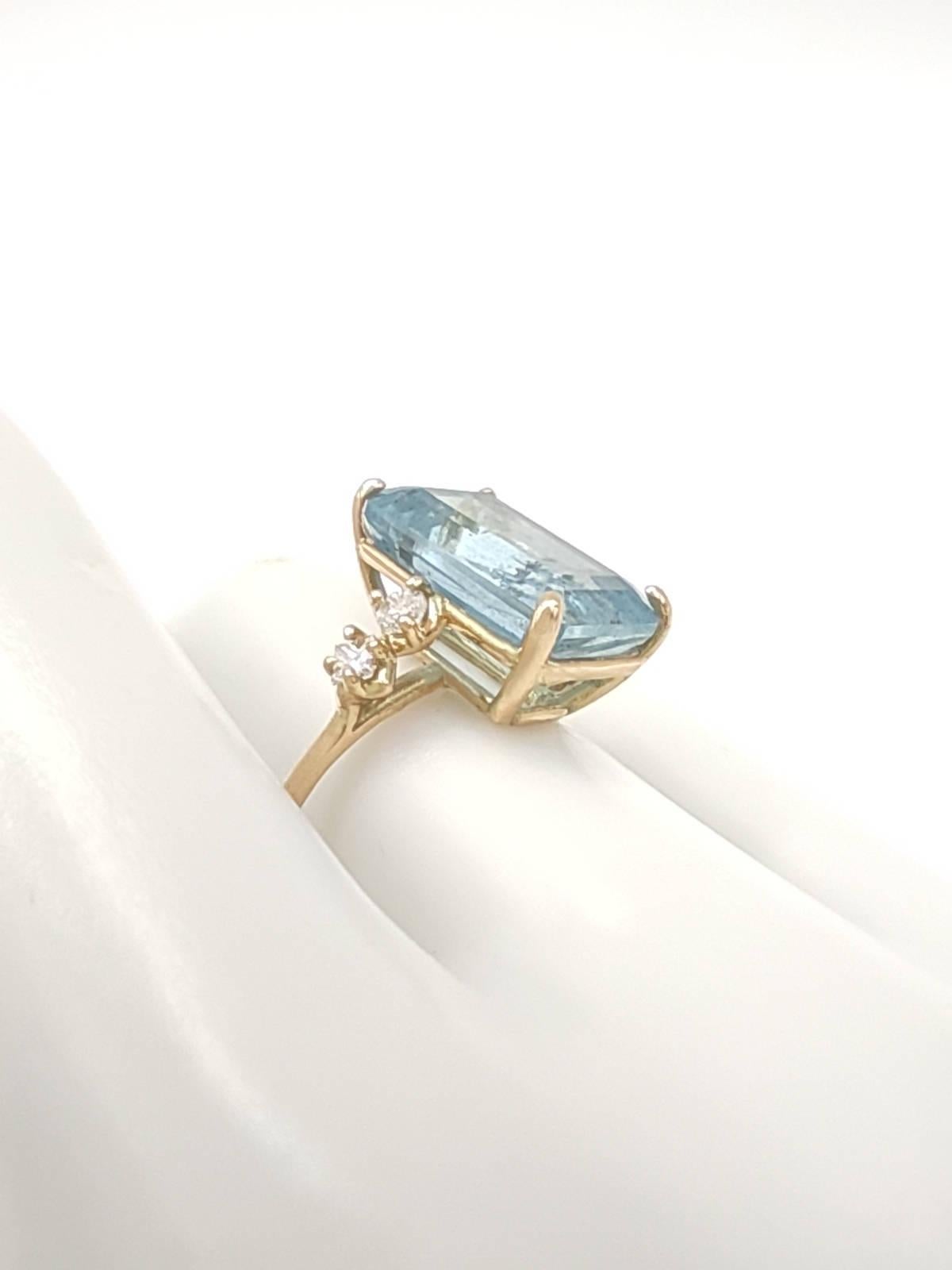 Edelsteinring 14k Gold Aquamarin Ring Diamanten  Frauen Braut  Ringe Zertifiziert (Smaragdschliff)