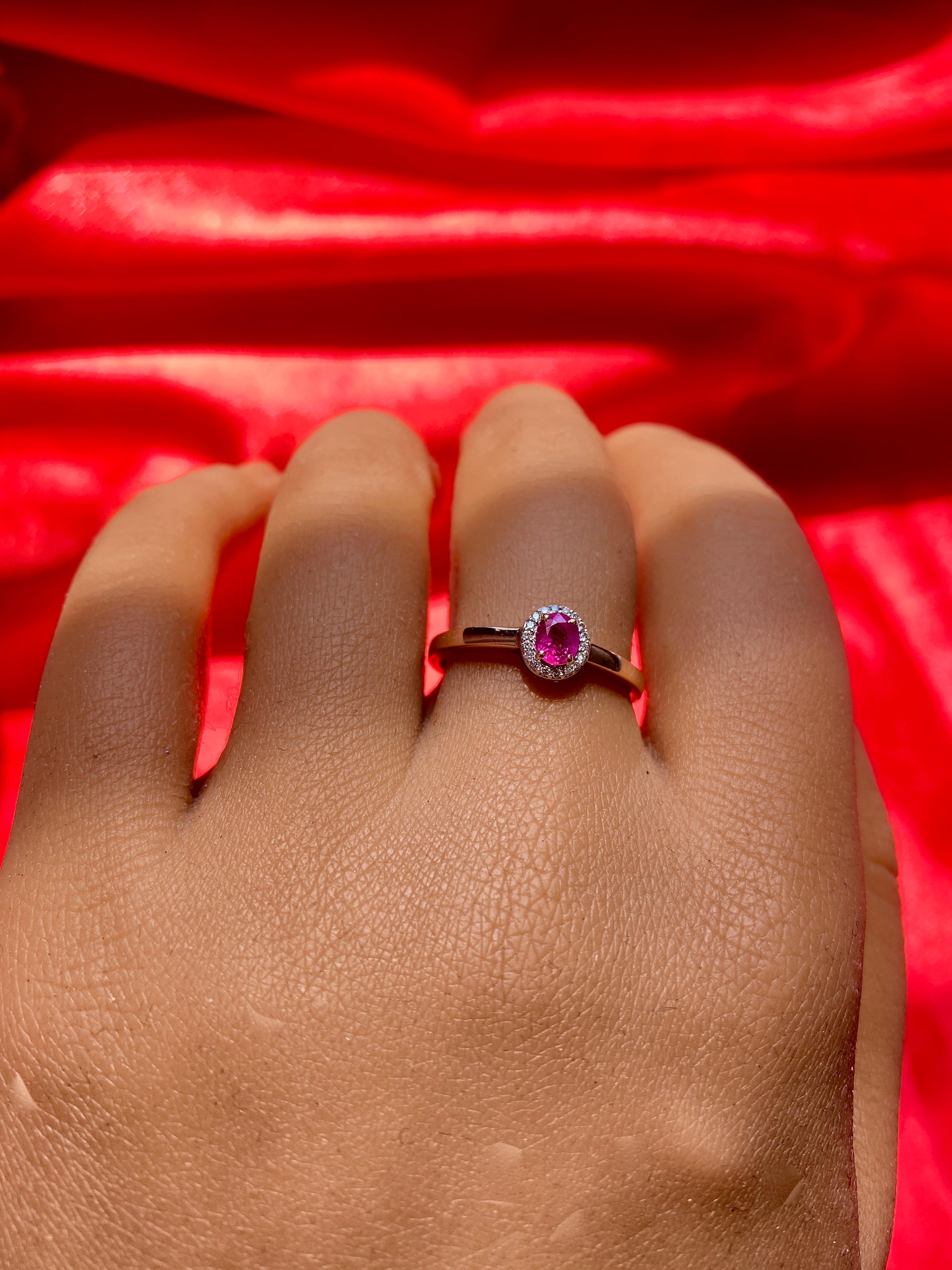 Gemstone Solitaire Ring, Ruby Stackable Ring, Solid Gold Diamond Ring In New Condition For Sale In New York, NY