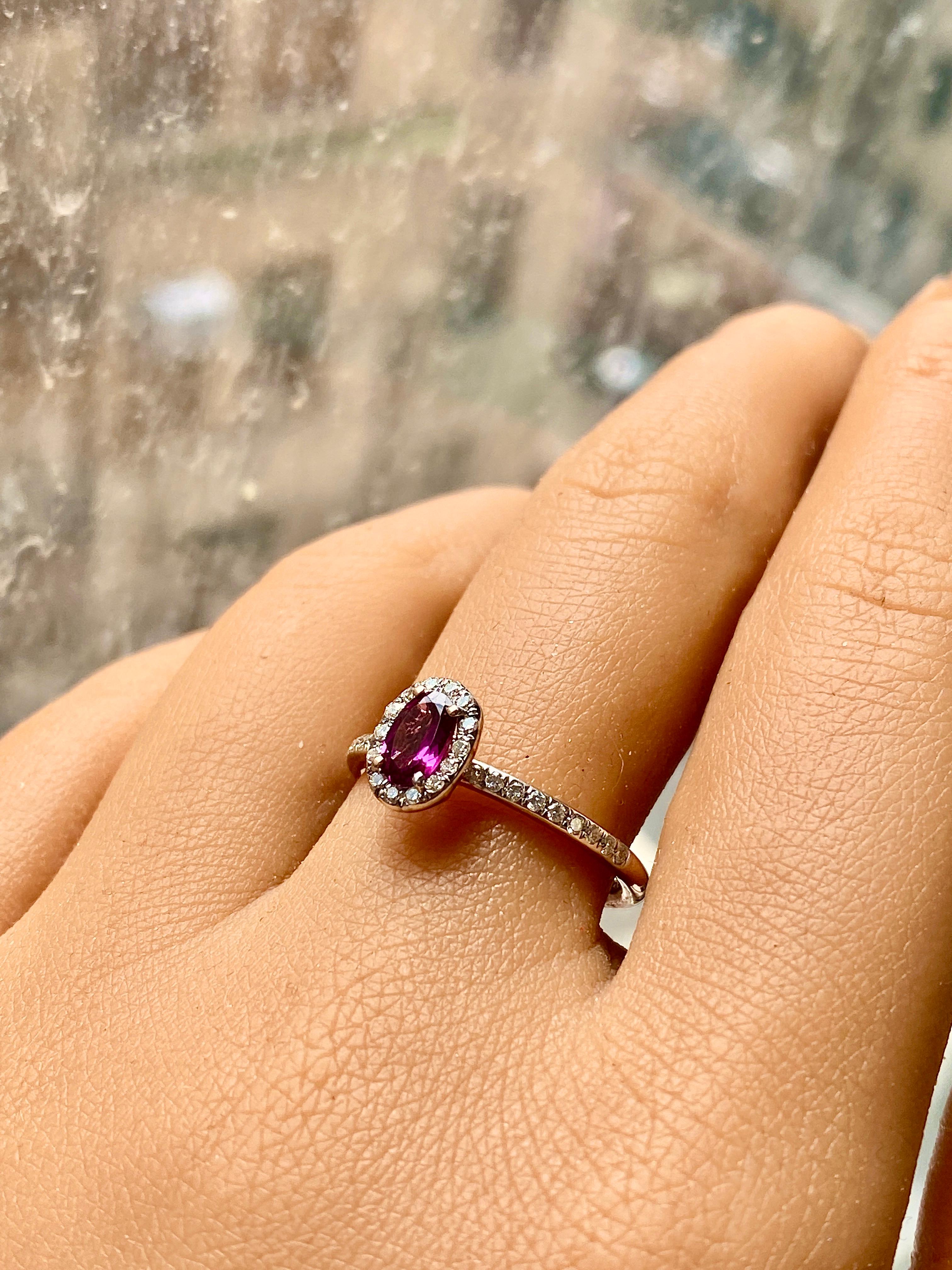 Im Angebot: Edelstein Solitär Ring Stack, 14k Massivgold Ringe mit natürlichen runden Diamanten () 4