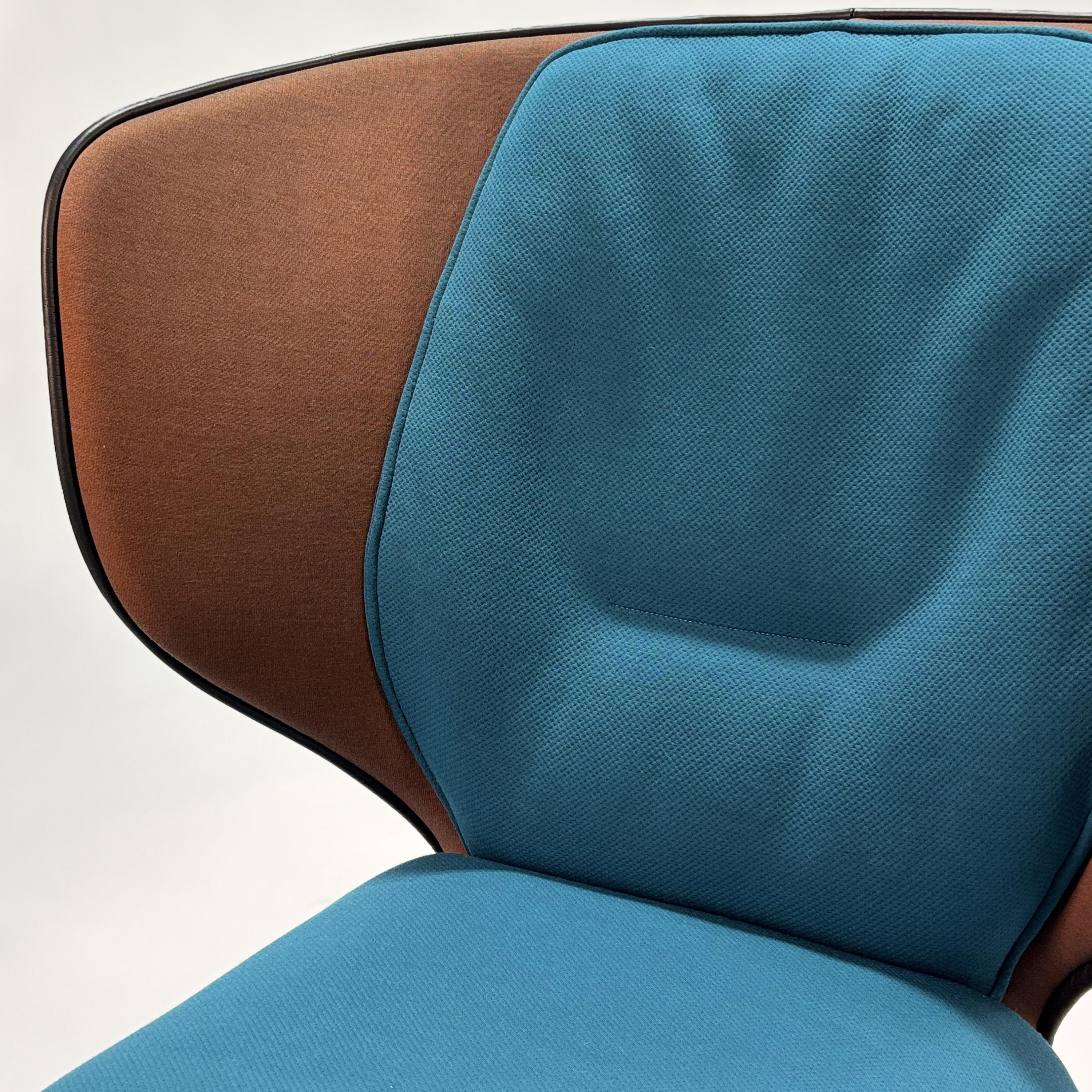 Gender Armchair & Footrest by Patricia Urquiola For Sale 5