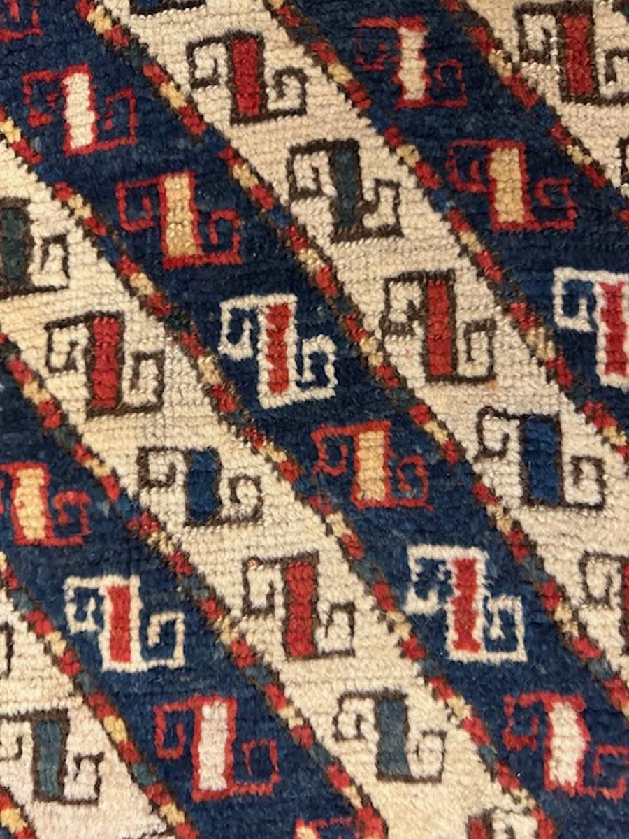 Gendje rug en vente 2